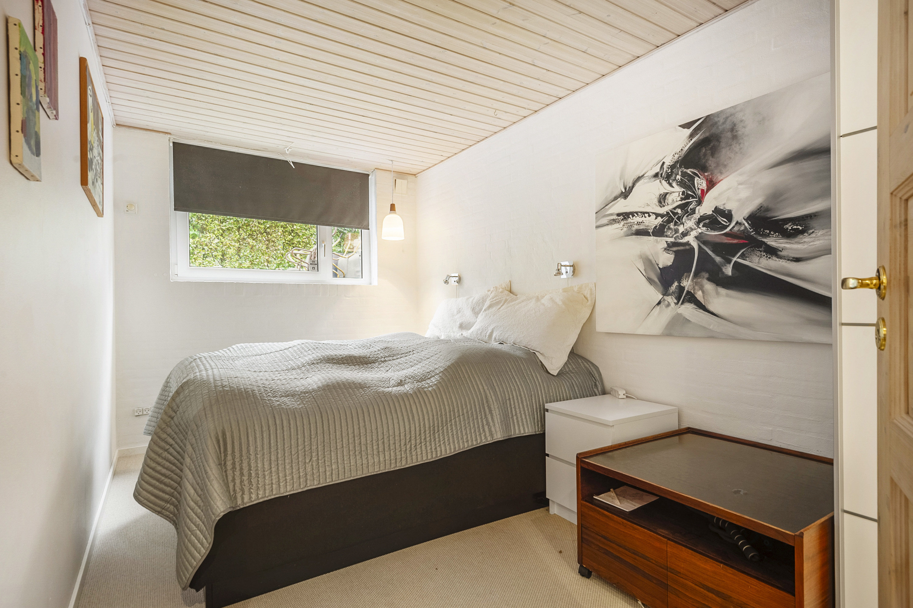 Fremhævet soveværelse billede i fuldskærmstilstand. Billede af Sletten 83, 6800 Varde