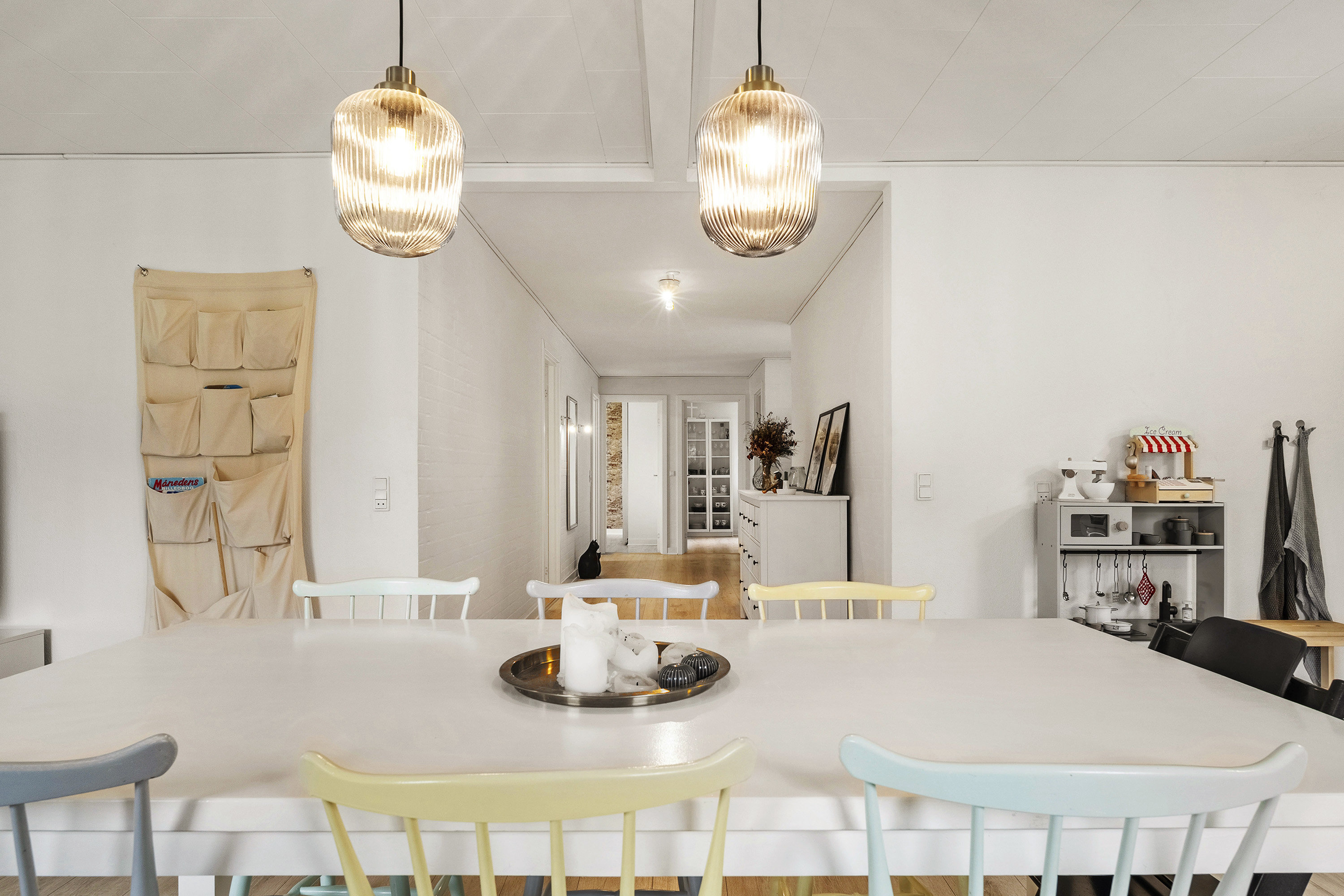 Fremhævet spisestue billede i fuldskærmstilstand. Billede af Nørreskovvej 15, Genner, 6230 Rødekro