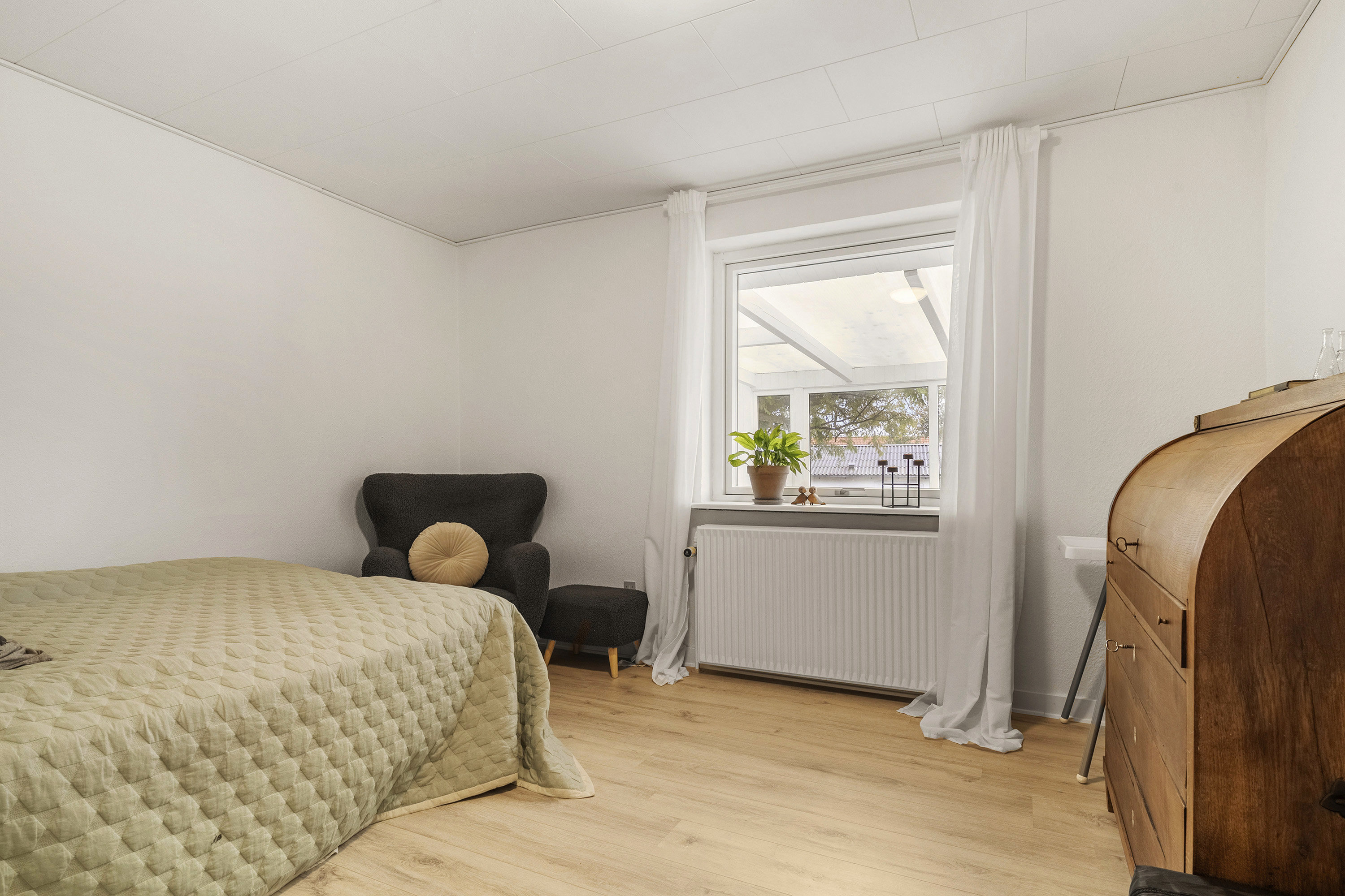 Fremhævet soveværelse billede i fuldskærmstilstand. Billede af Nørreskovvej 15, Genner, 6230 Rødekro