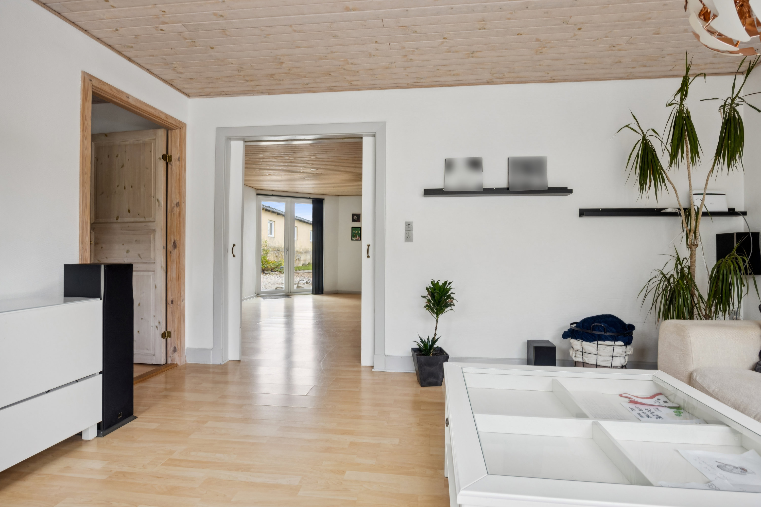 Fremhævet stue billede i fuldskærmstilstand. Billede af Skovvej 17, 9500 Hobro