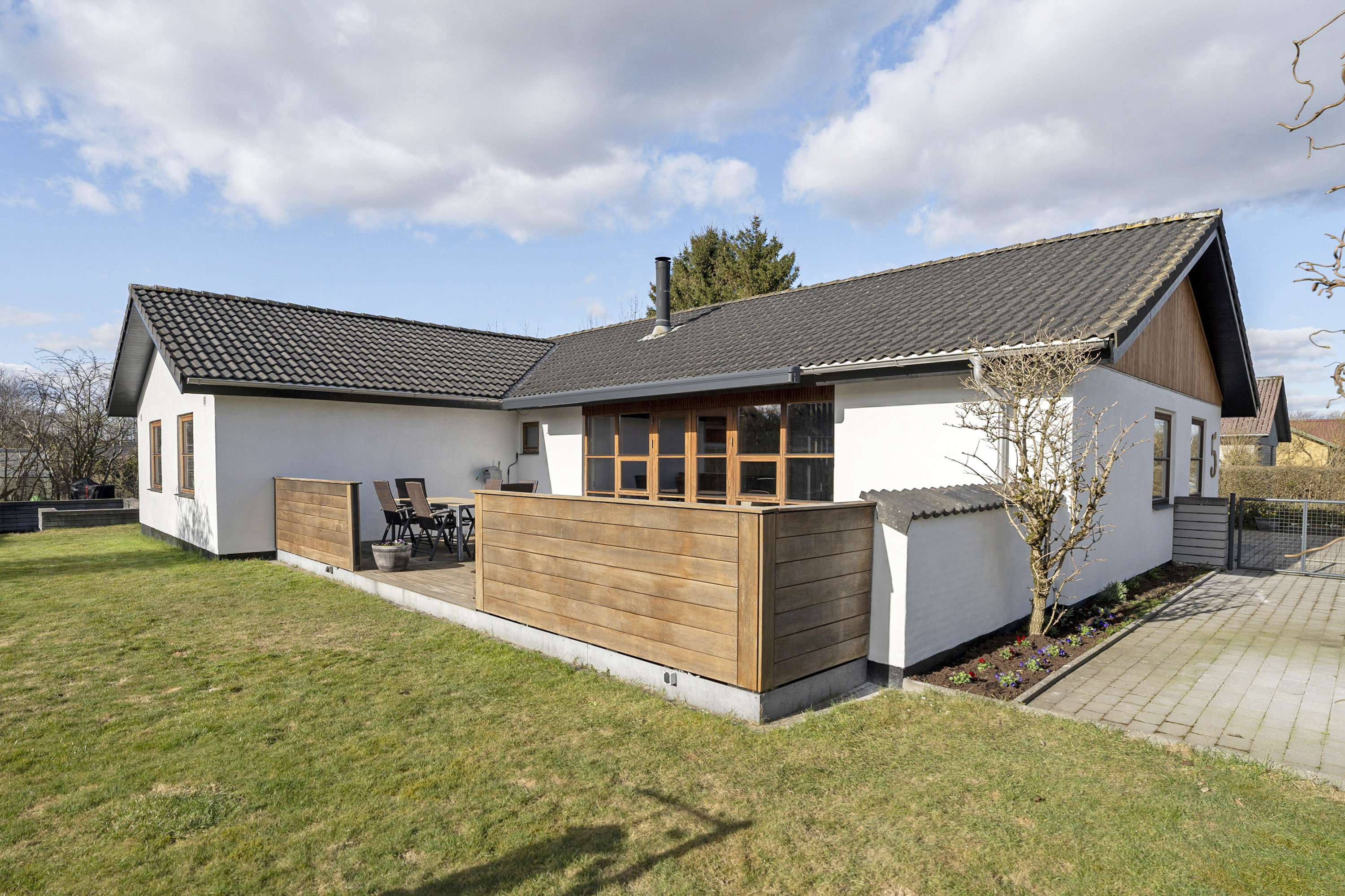 Fremhævet  billede i fuldskærmstilstand. Billede af Thyrasvej 5, 6640 Lunderskov