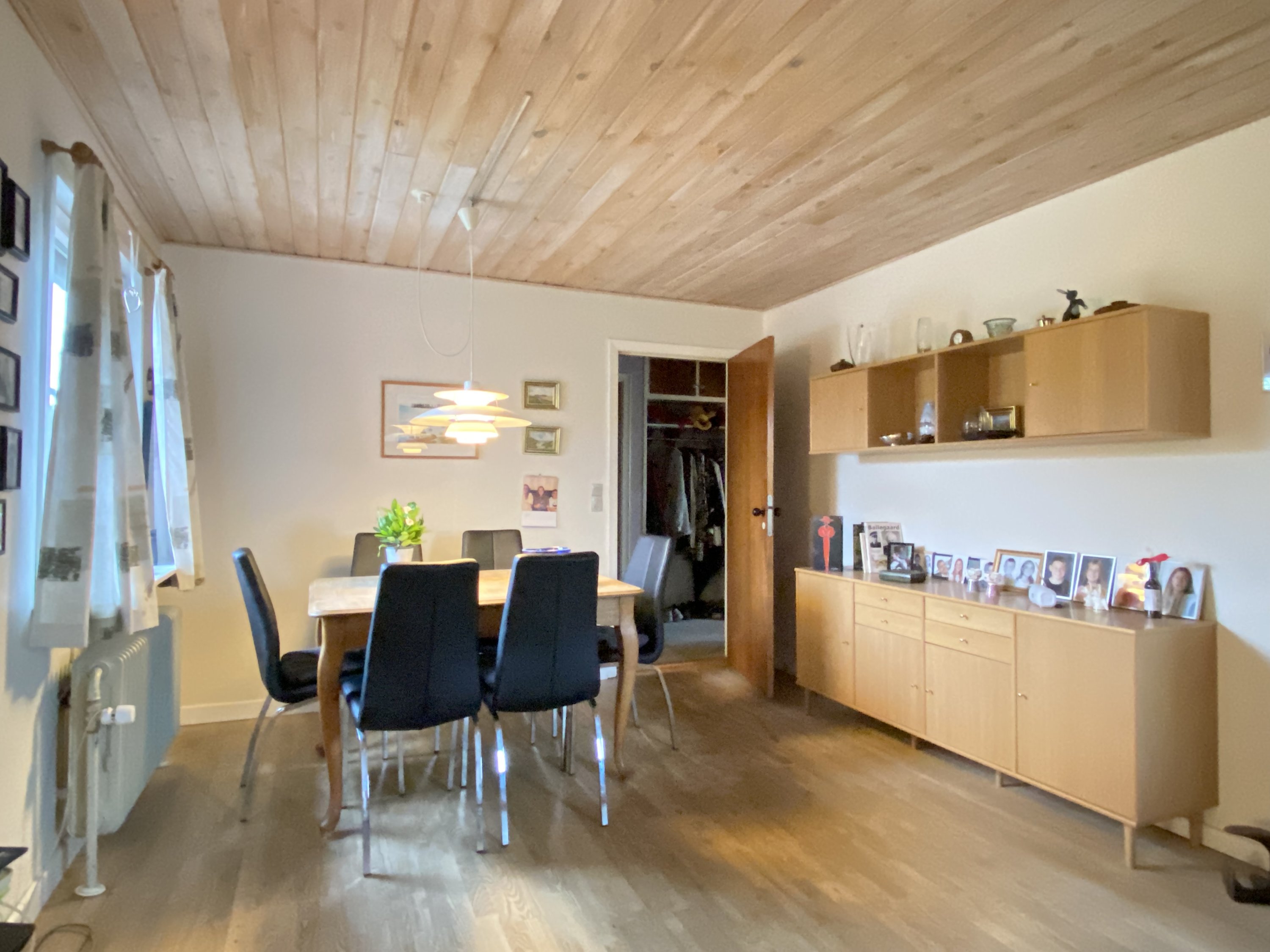 Fremhævet  billede i fuldskærmstilstand. Billede af Kappelhøj 1, 6950 Ringkøbing