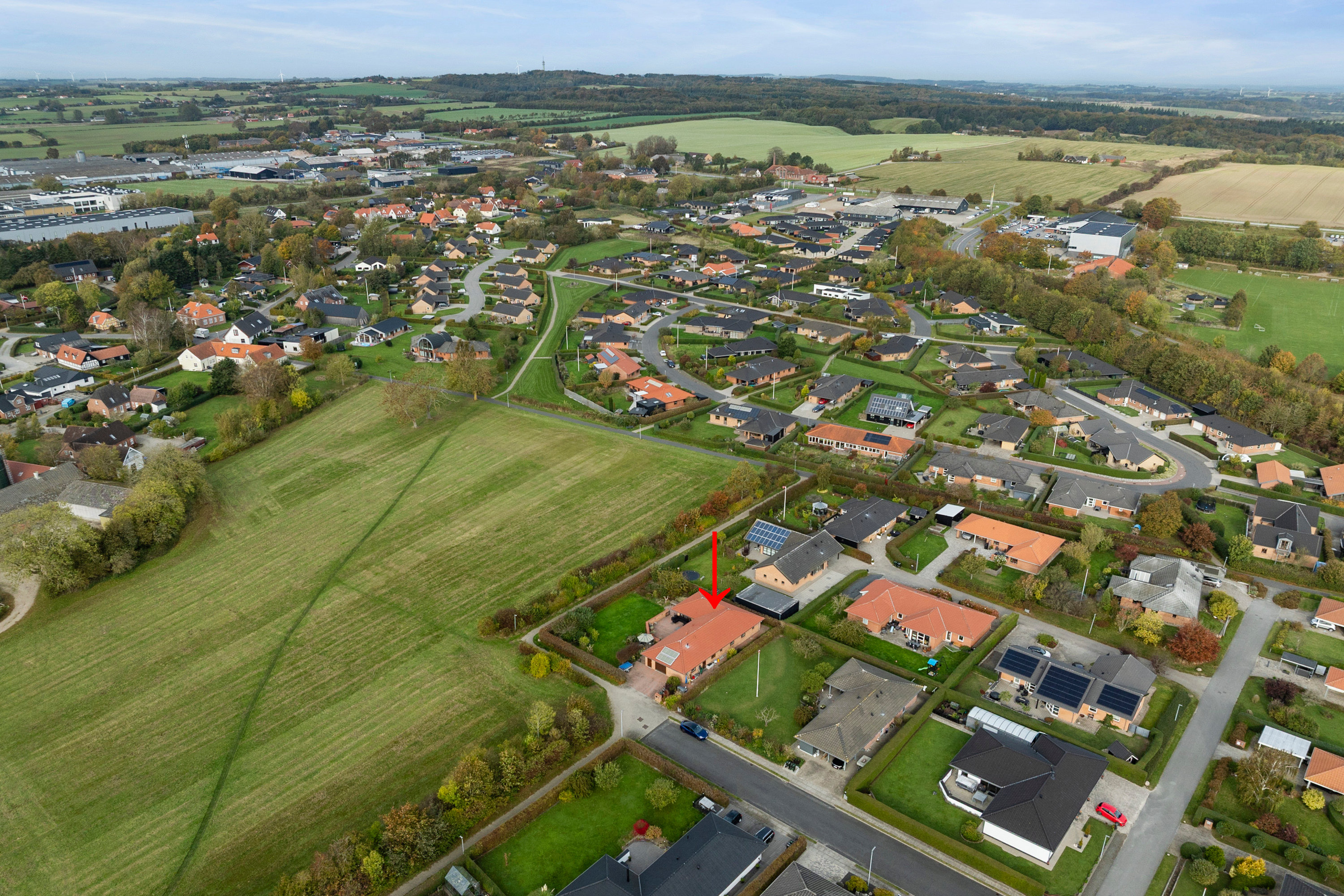 Fremhævet  billede i fuldskærmstilstand. Billede af Kejsdalen 78, Klakring, 7130 Juelsminde