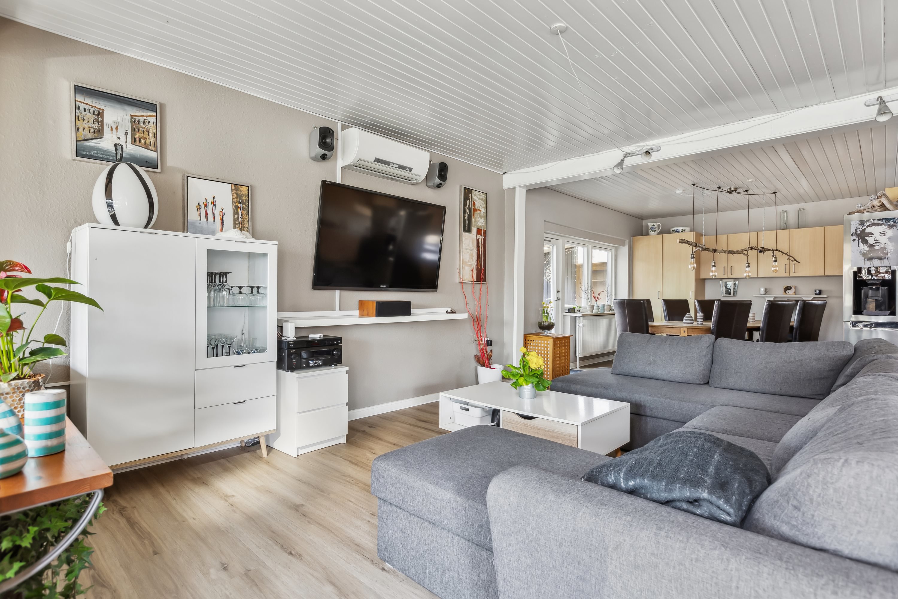 Fremhævet  billede i fuldskærmstilstand. Billede af Skolevej 3, Allested, 5672 Broby