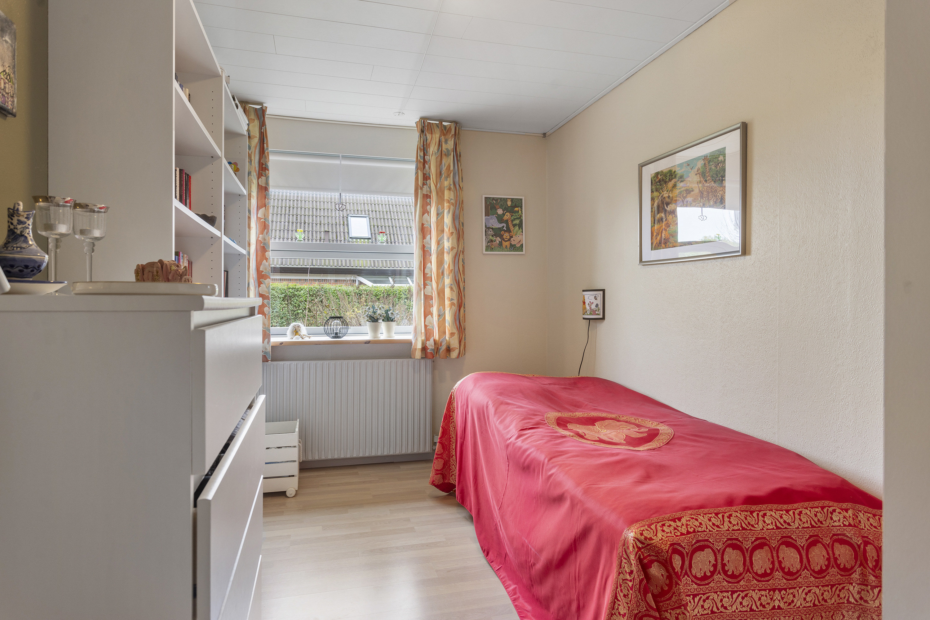 Fremhævet værelse billede i fuldskærmstilstand. Billede af Peder Munks Vej 68, 9300 Sæby