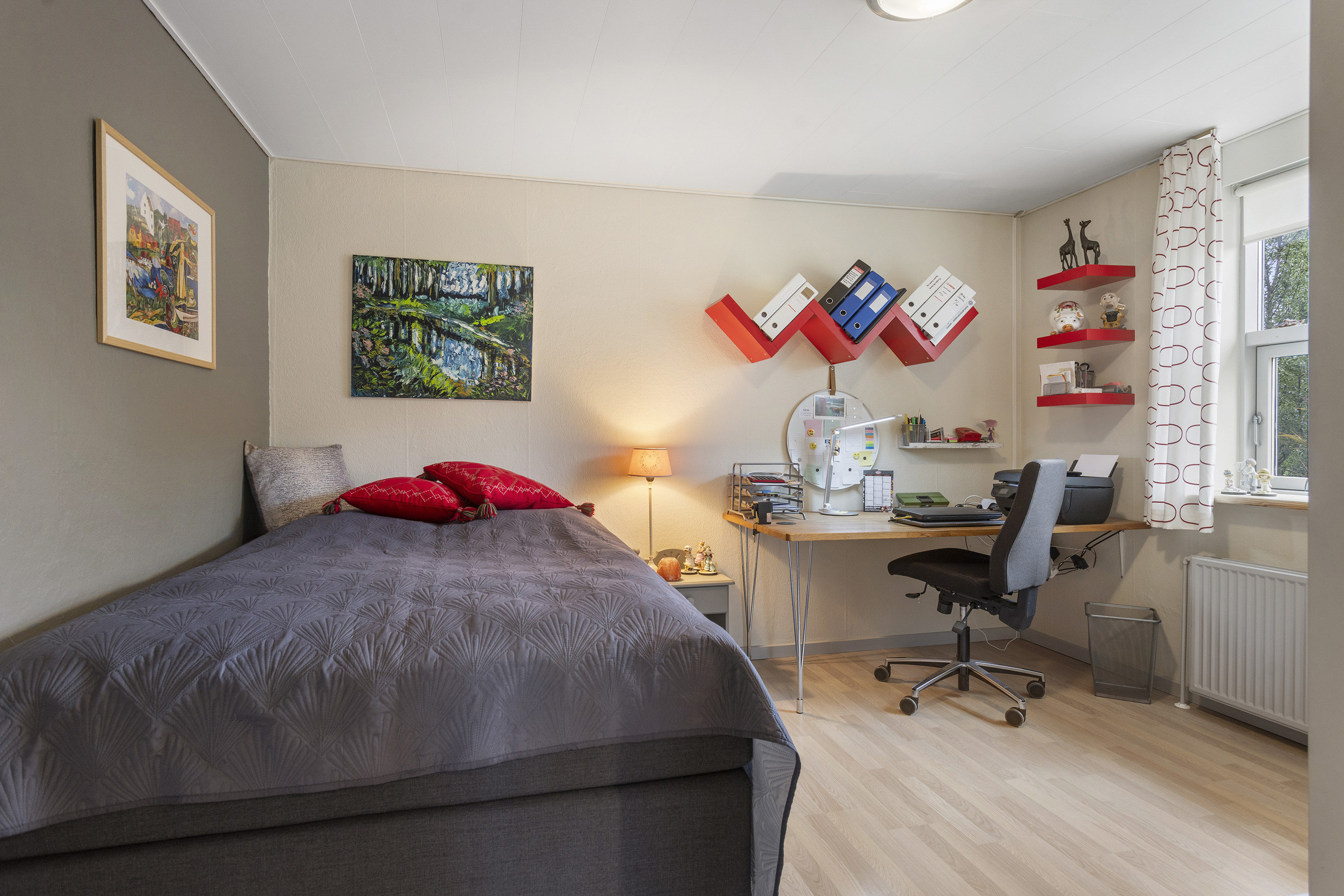 Fremhævet værelse billede i fuldskærmstilstand. Billede af Peder Munks Vej 68, 9300 Sæby