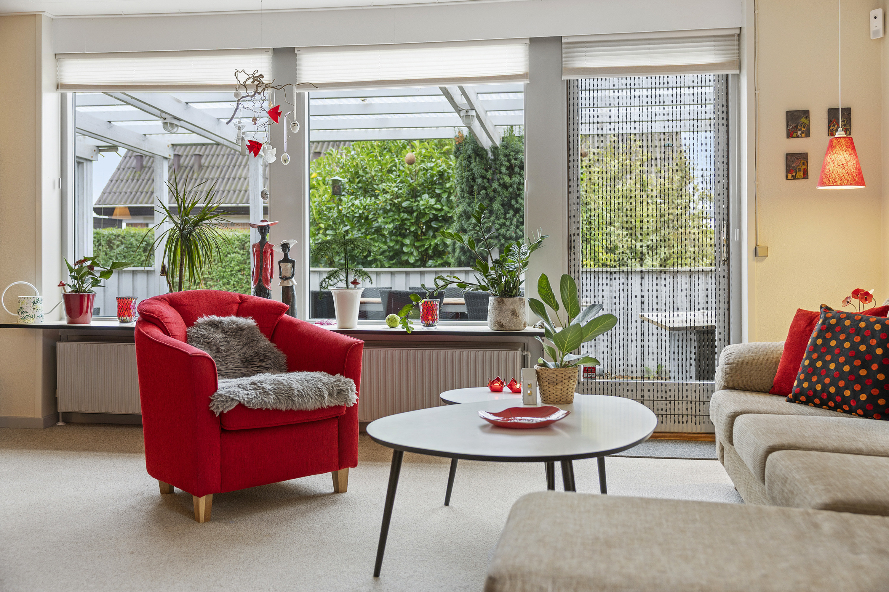 Fremhævet stue billede i fuldskærmstilstand. Billede af Peder Munks Vej 68, 9300 Sæby