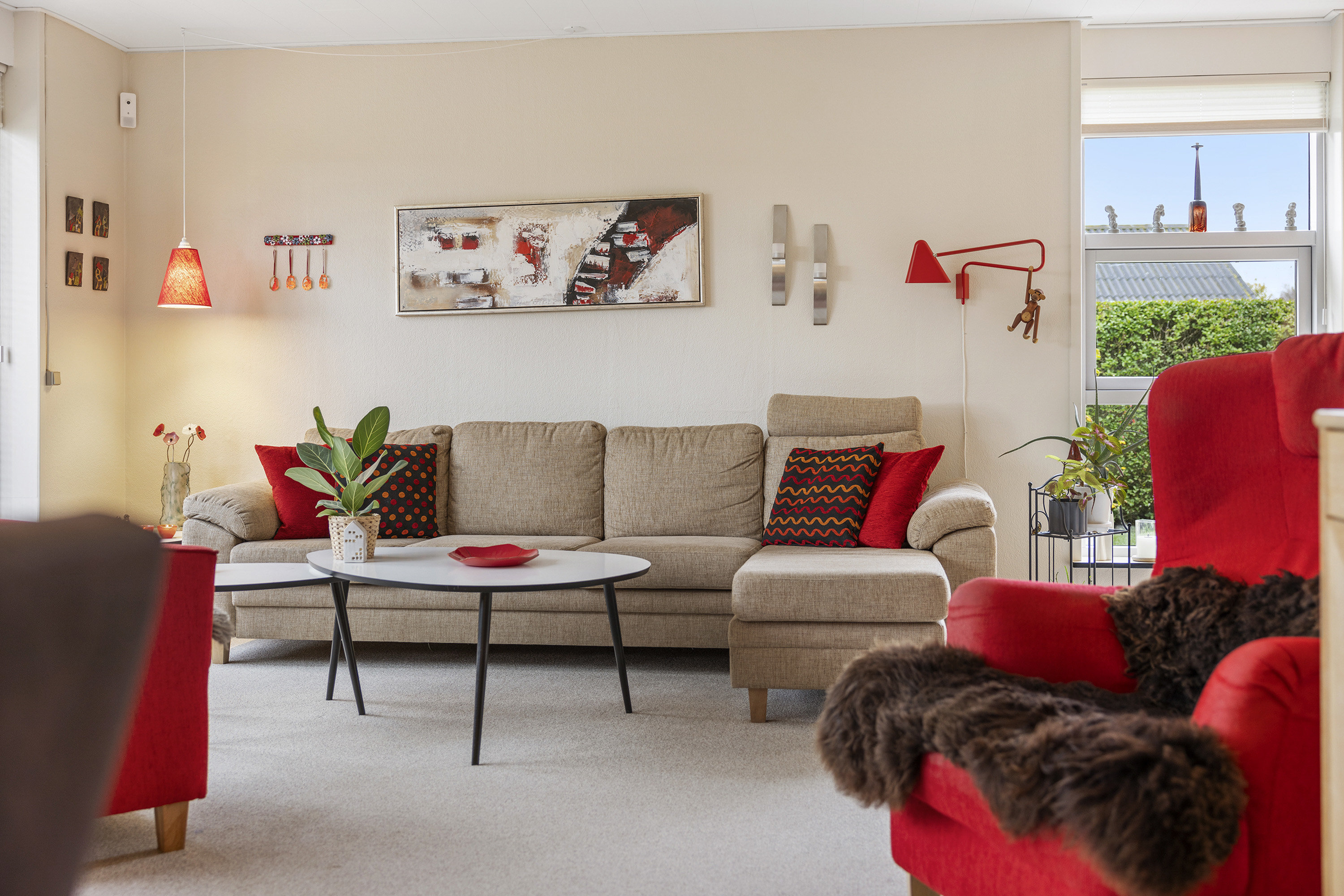 Fremhævet stue billede i fuldskærmstilstand. Billede af Peder Munks Vej 68, 9300 Sæby