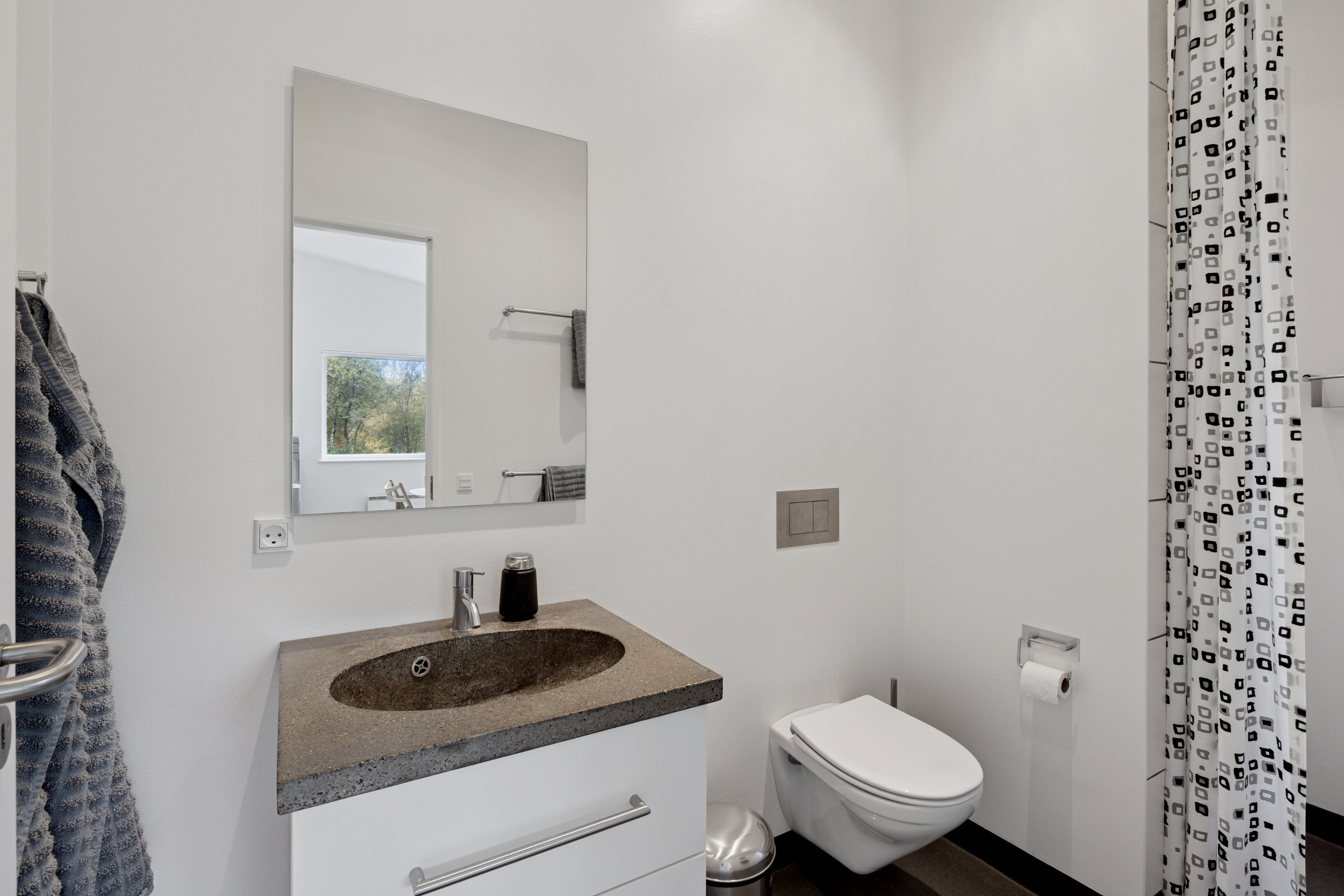 Fremhævet badeværelse billede i fuldskærmstilstand. Billede af Fallevej 29, 8800 Viborg