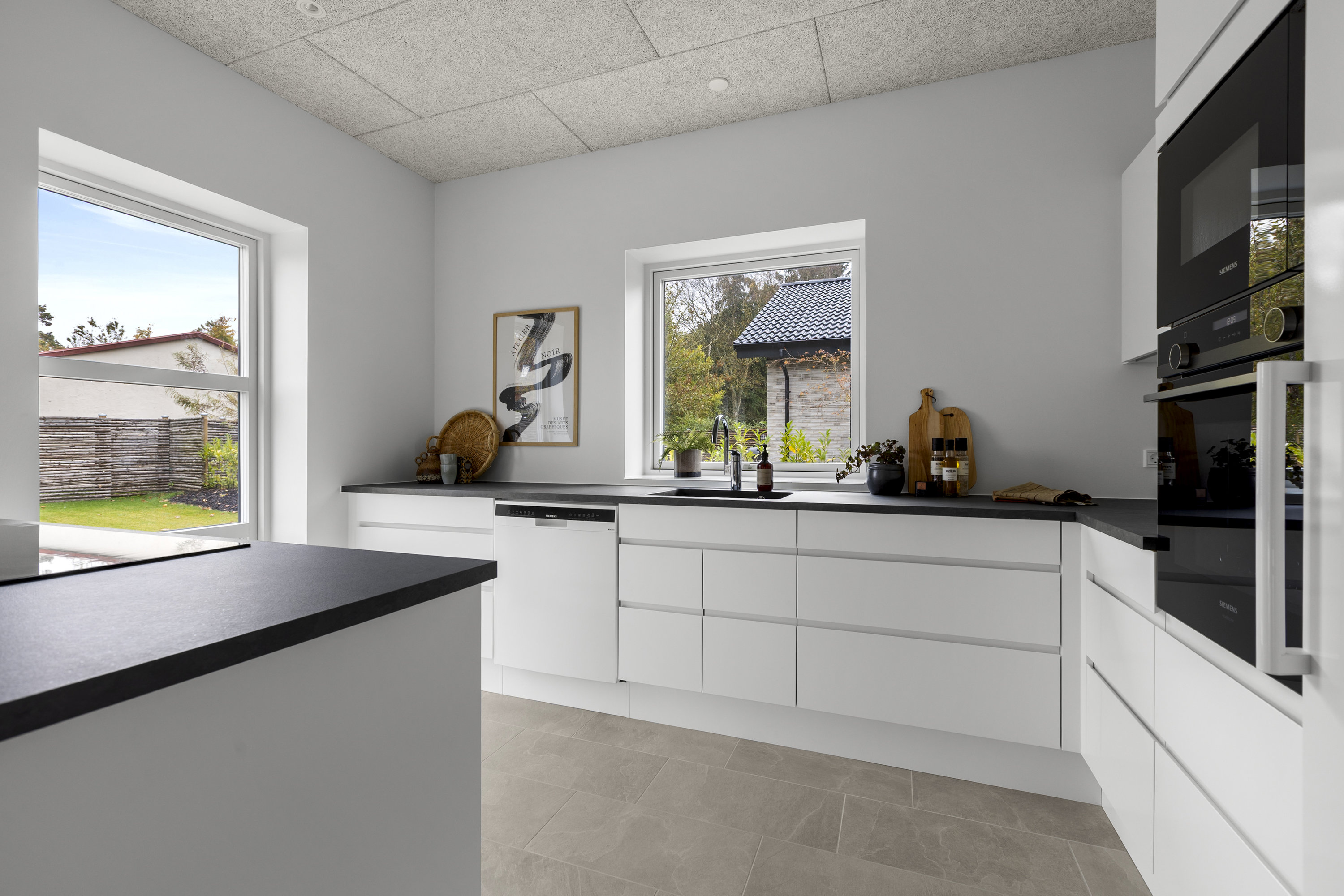 Fremhævet køkken billede i fuldskærmstilstand. Billede af Elmevej 3A, 4180 Sorø