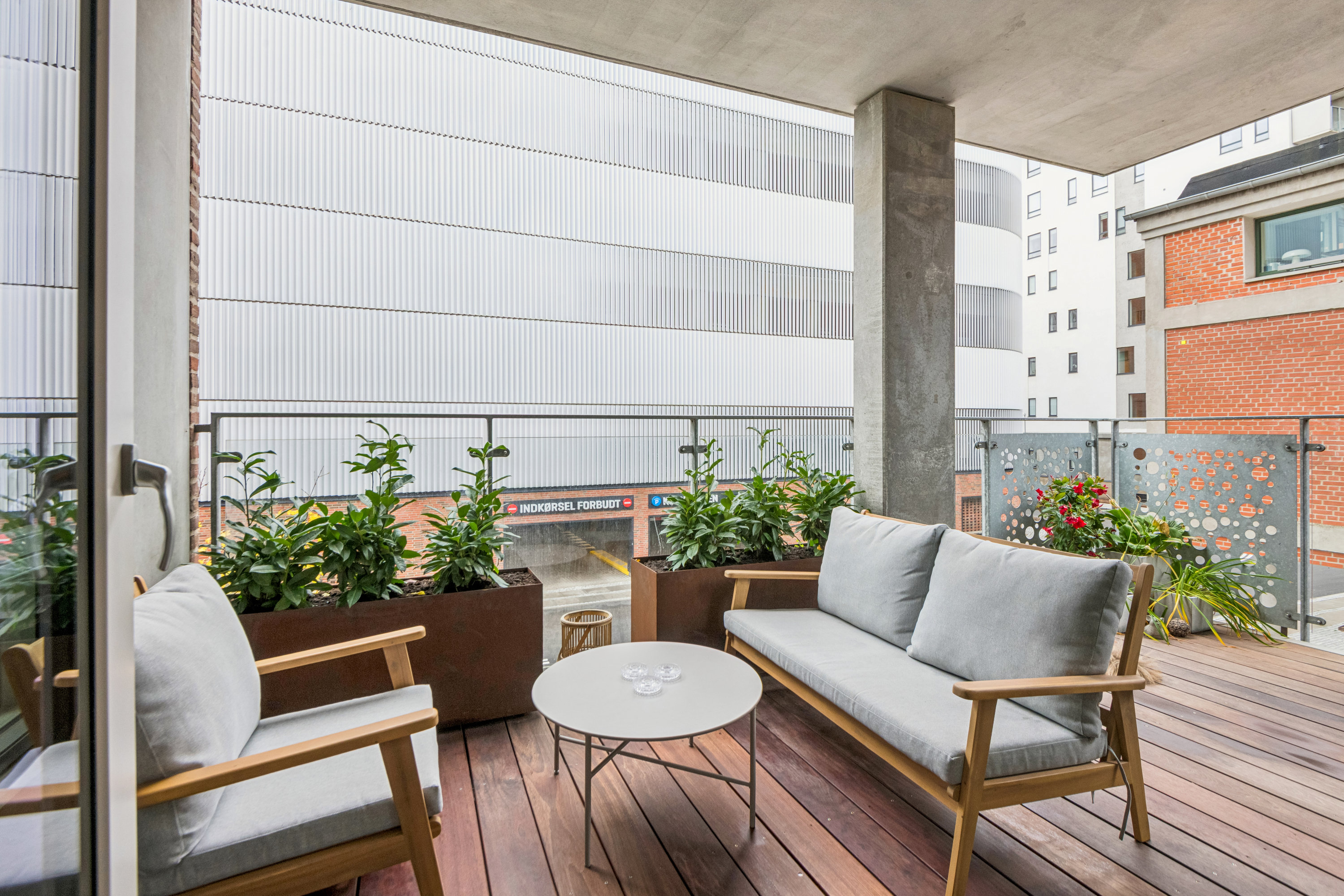 Miniaturebillede 1: altan. Billede af Østre Havnegade 32, 1. 4., 9000 Aalborg