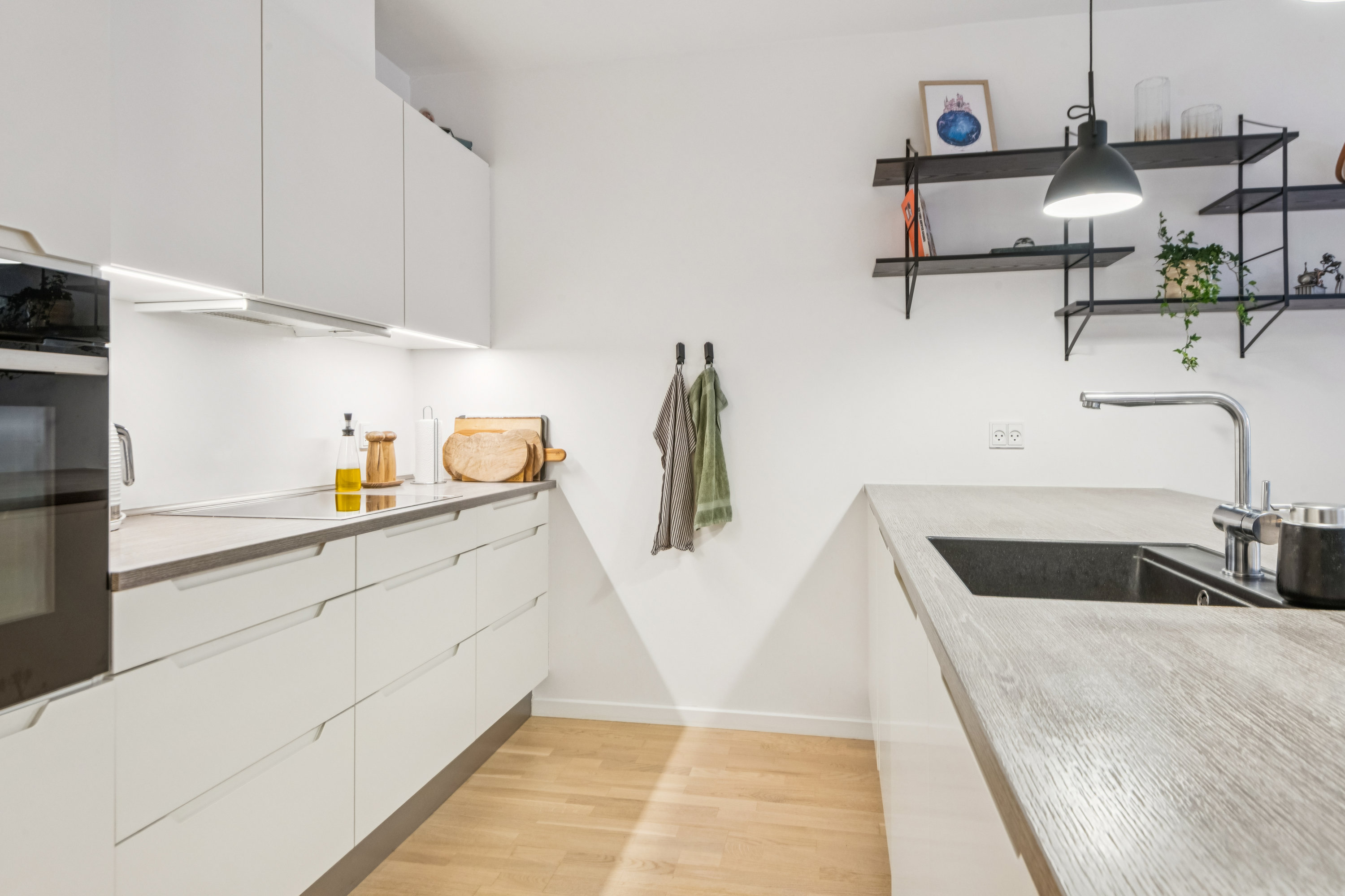 Fremhævet køkken billede i fuldskærmstilstand. Billede af Østre Havnegade 32, 1. 4., 9000 Aalborg