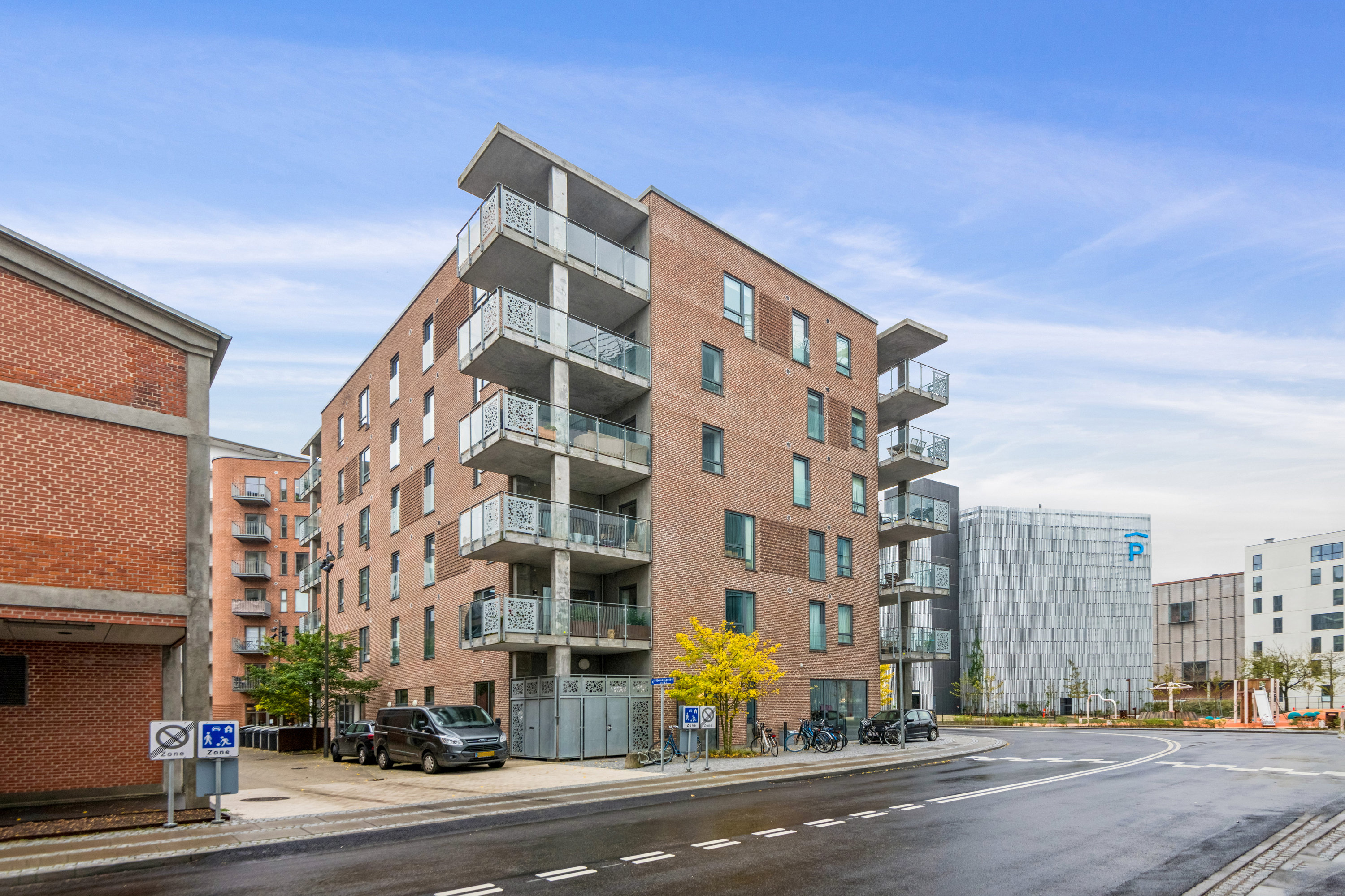 Fremhævet andet billede i fuldskærmstilstand. Billede af Østre Havnegade 32, 1. 4., 9000 Aalborg