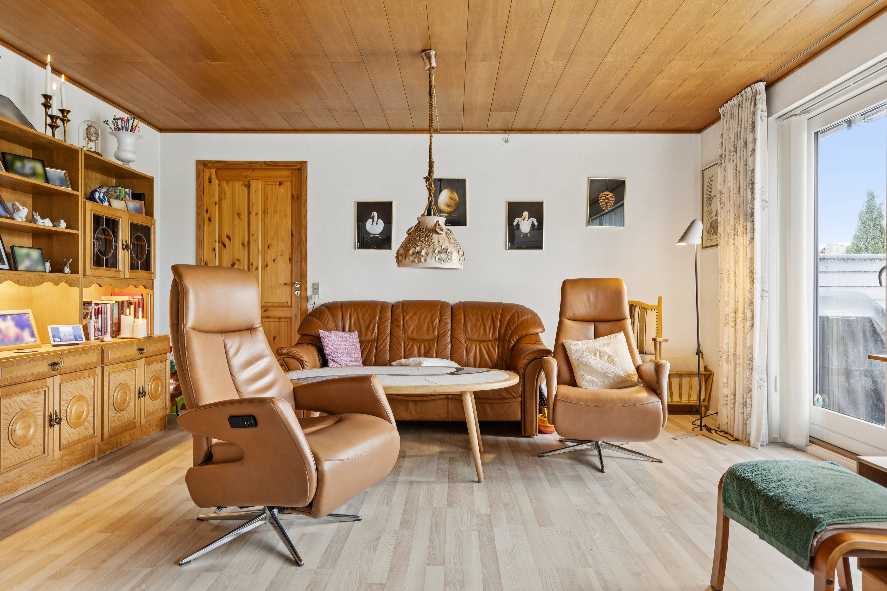 Fremhævet stue billede i fuldskærmstilstand. Billede af Elmegården 124, 4450 Jyderup