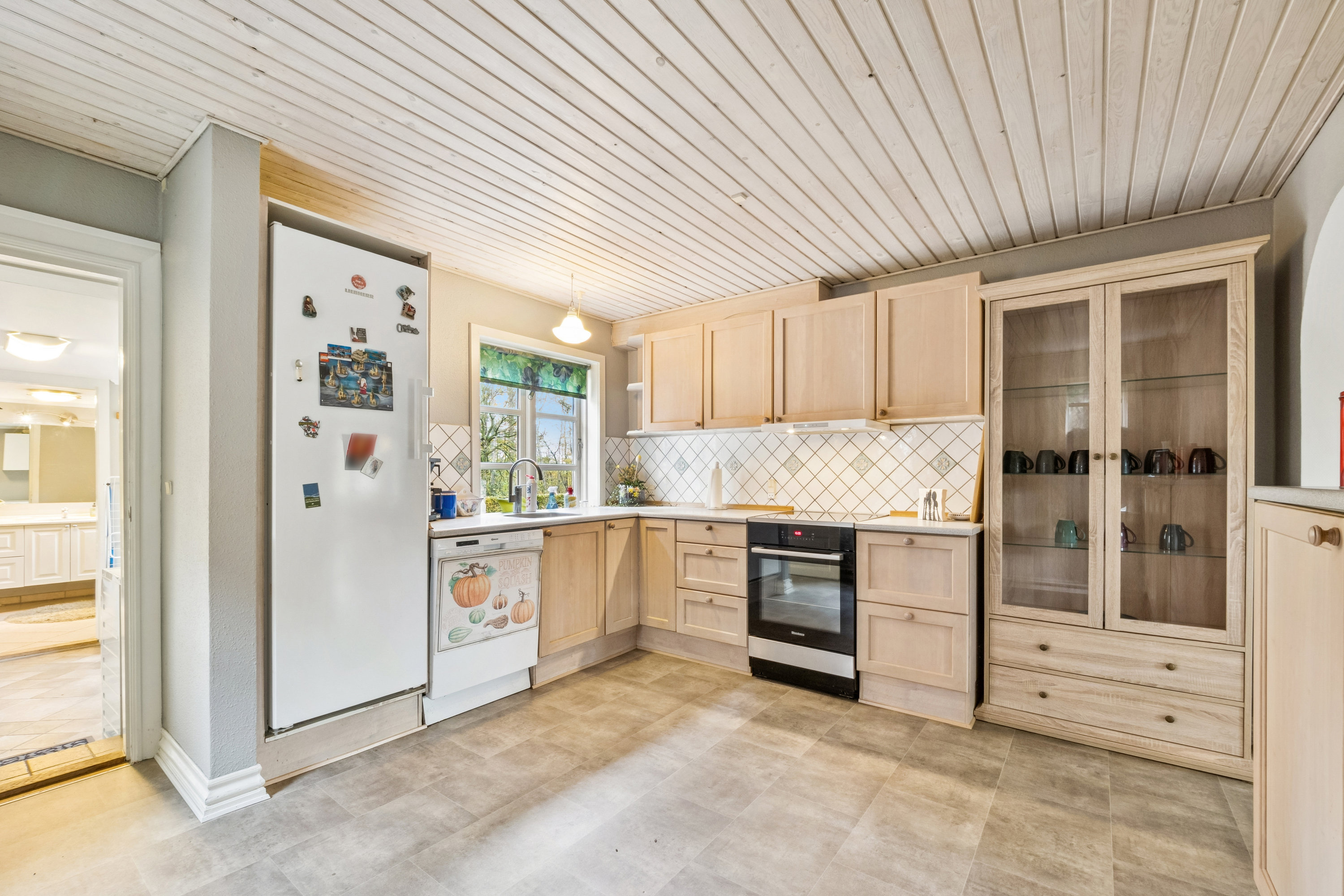 Miniaturebillede 2: køkken. Billede af Glyngørevej 4, Øster Dølby, 7800 Skive