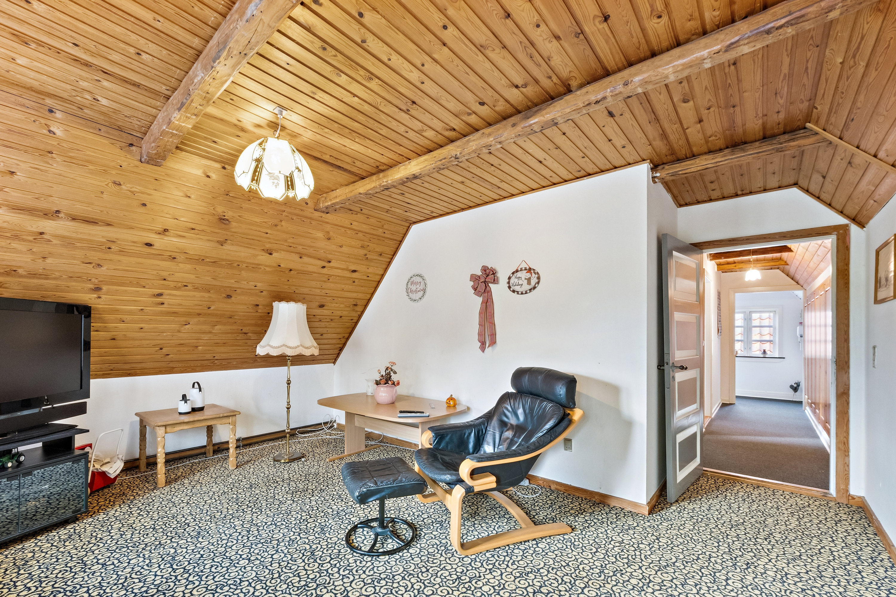 Fremhævet stue billede i fuldskærmstilstand. Billede af Glyngørevej 4, Øster Dølby, 7800 Skive