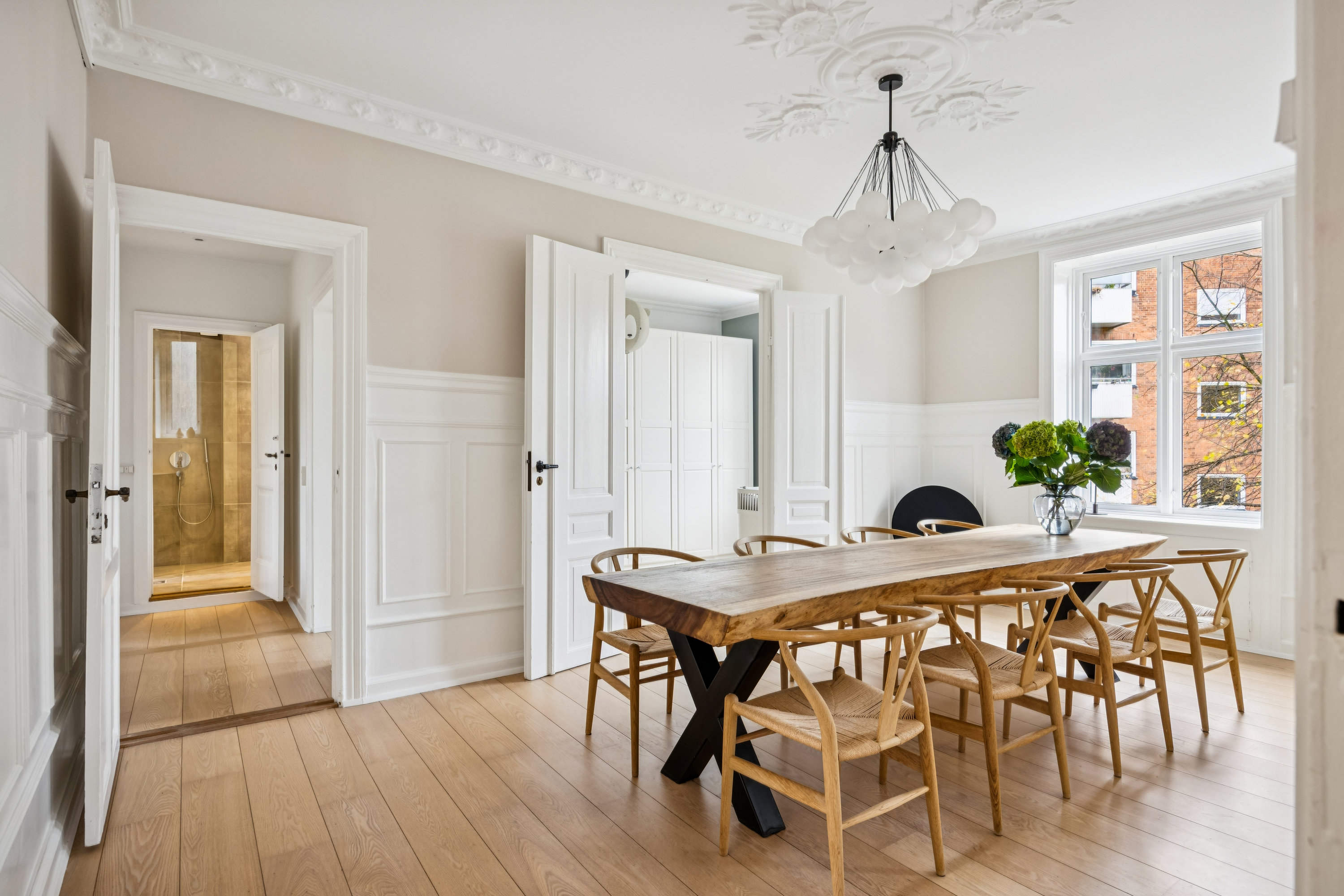 Fremhævet spisestue billede i fuldskærmstilstand. Billede af Hostrupsvej 13, 2. tv., 1950 Frederiksberg C