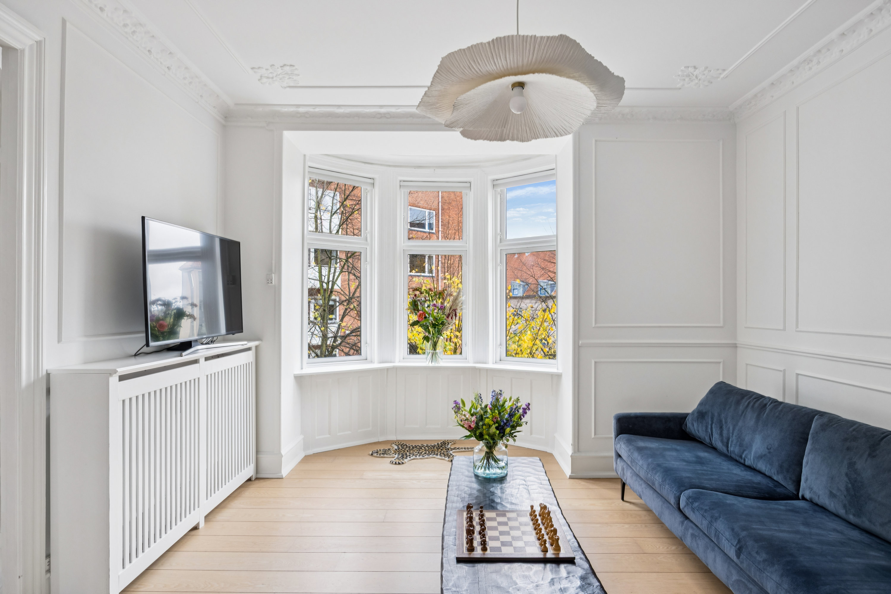 Fremhævet stue billede i fuldskærmstilstand. Billede af Hostrupsvej 13, 2. tv., 1950 Frederiksberg C