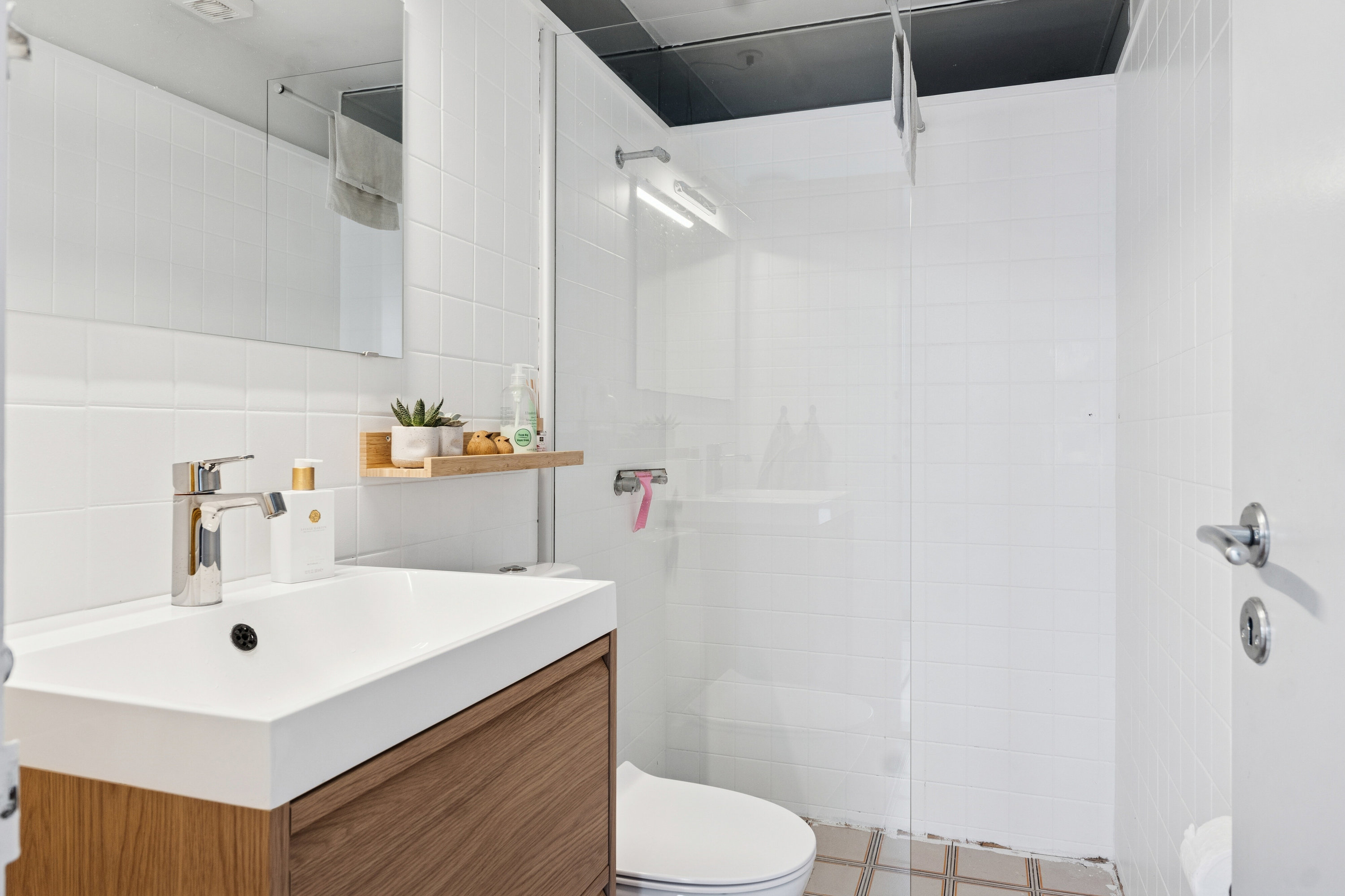 Fremhævet badeværelse billede i fuldskærmstilstand. Billede af Liljevej 45, Vester Såby, 4330 Hvalsø