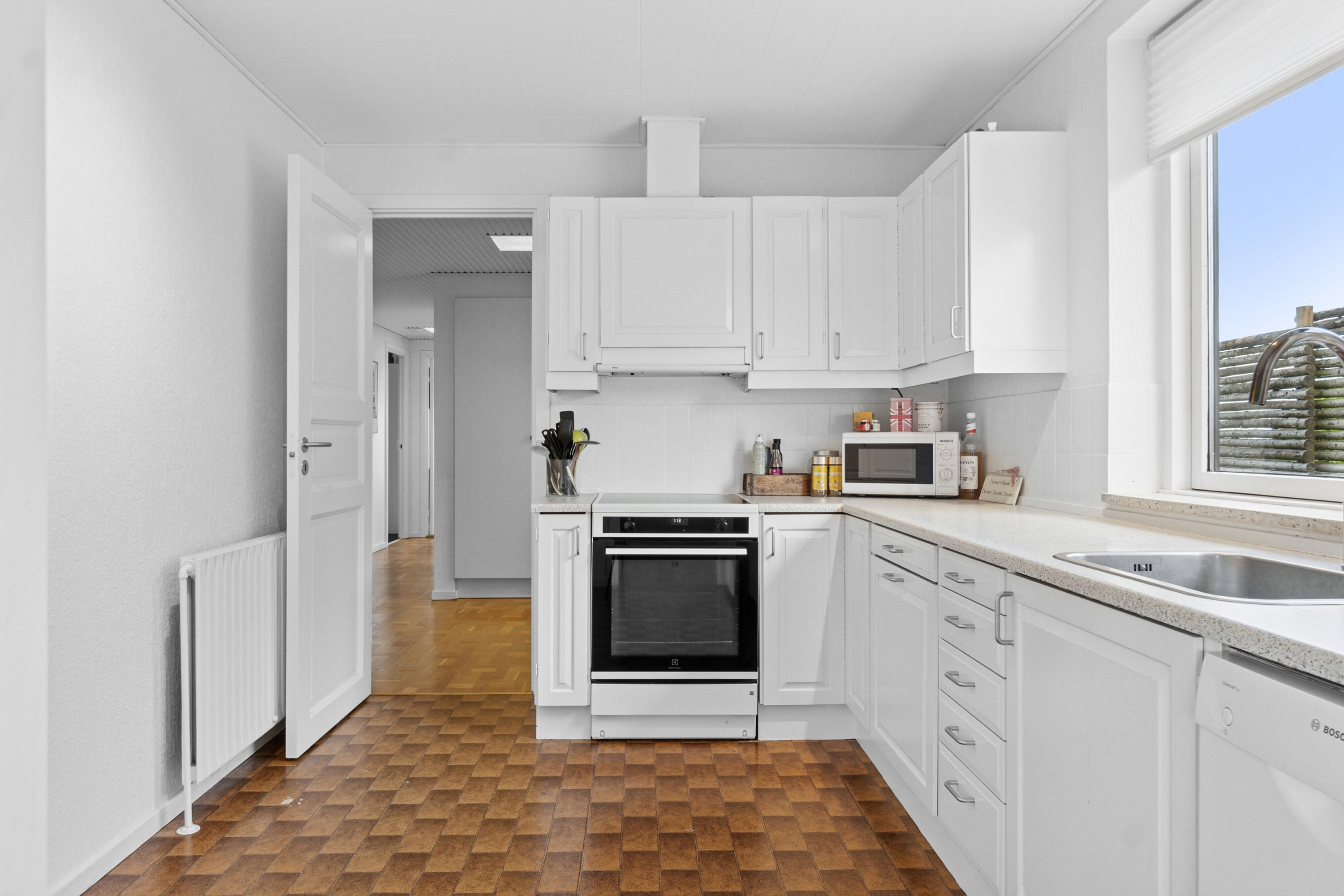 Fremhævet køkken billede i fuldskærmstilstand. Billede af Ægirsvej 11, 4200 Slagelse