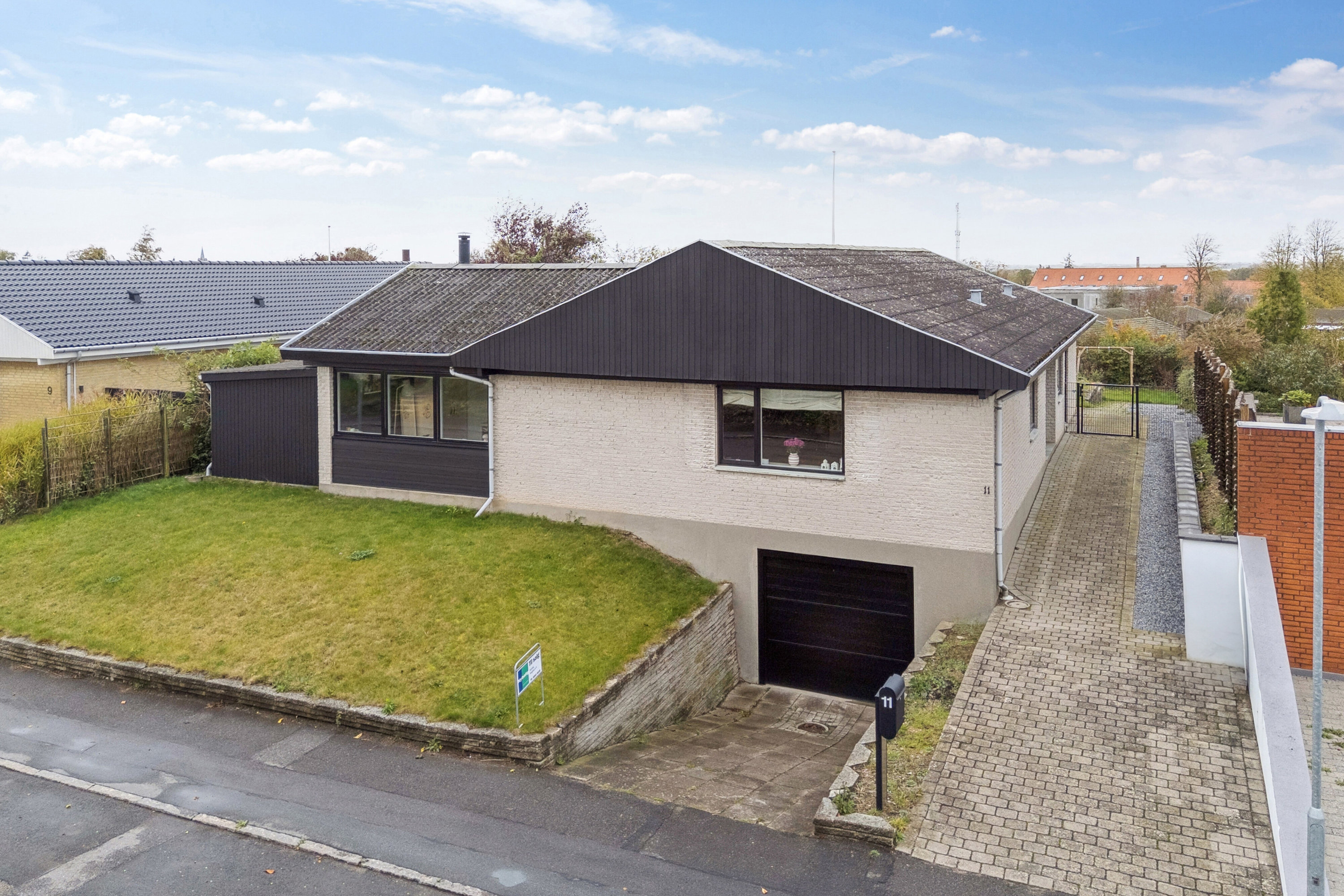 Fremhævet luftfoto billede i fuldskærmstilstand. Billede af Ægirsvej 11, 4200 Slagelse