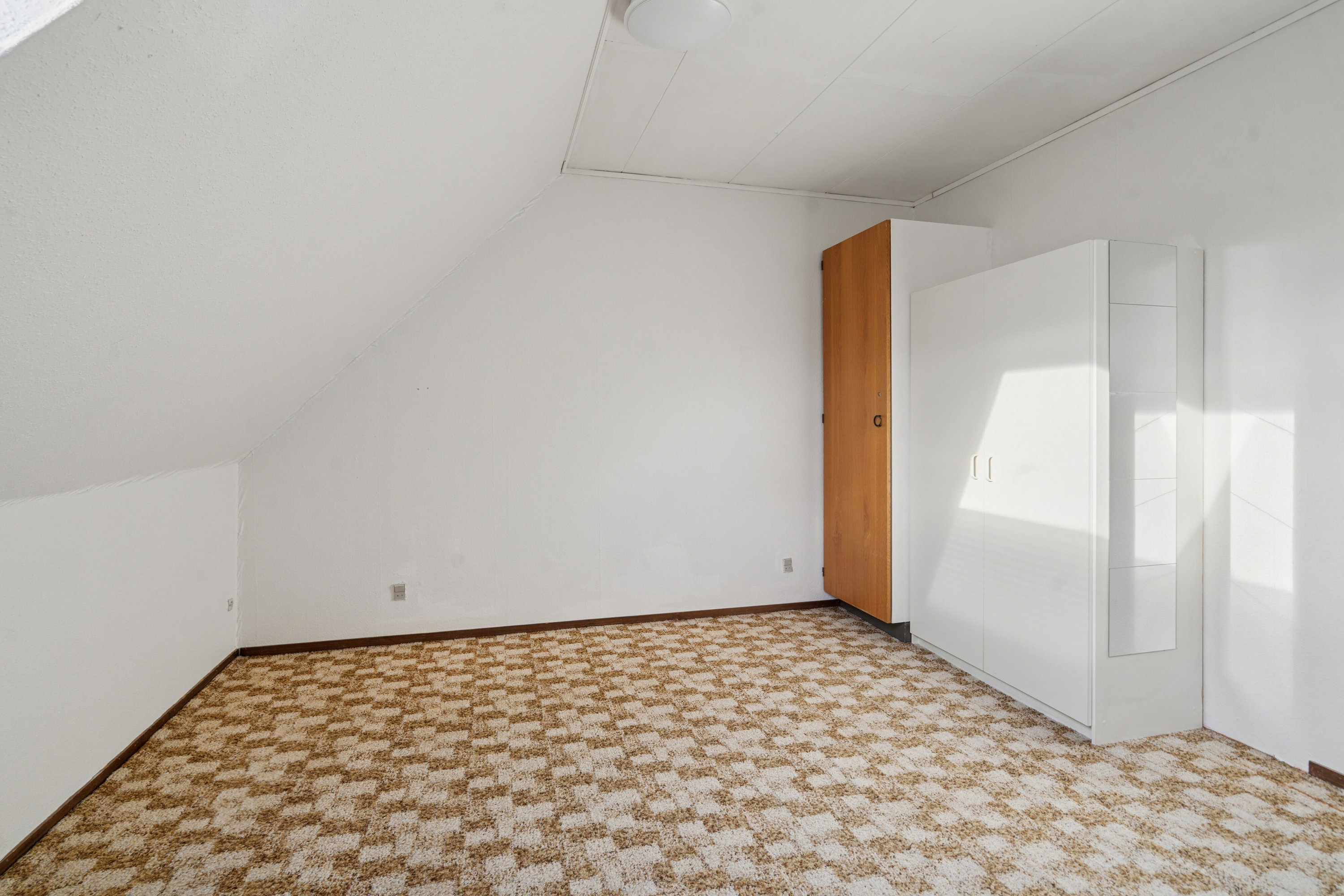 Fremhævet soveværelse billede i fuldskærmstilstand. Billede af Hermelinløkken 46, Korup, 5210 Odense NV