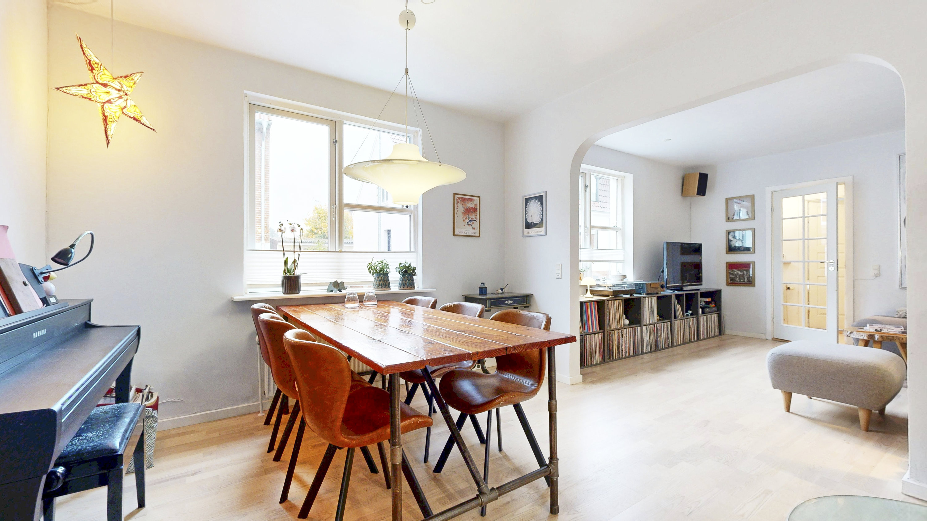 Fremhævet stue billede i fuldskærmstilstand. Billede af Ryesgade 4, 8600 Silkeborg