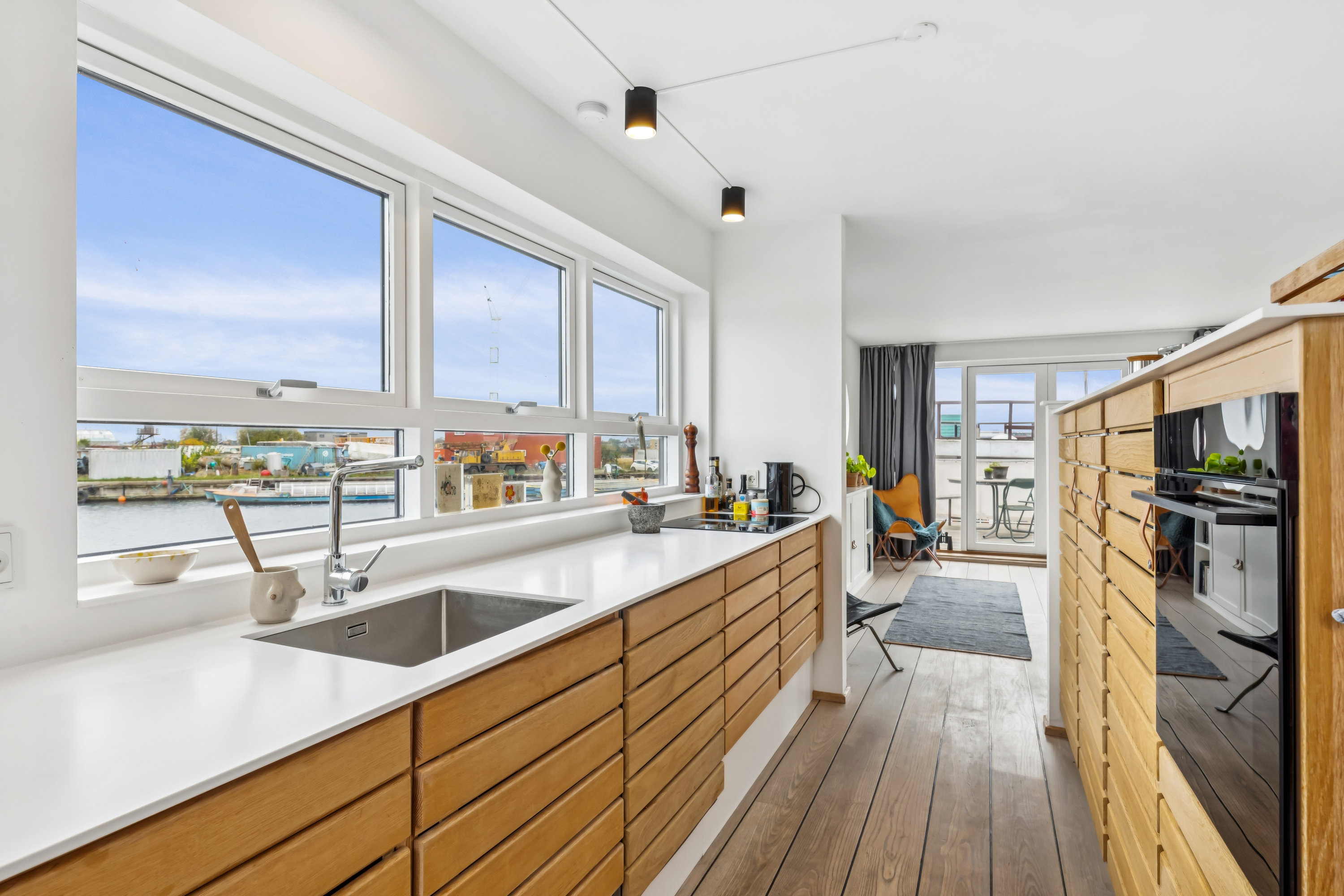 Fremhævet  billede i fuldskærmstilstand. Billede af William Wains Gade 23 (Husbåd), 1432 København K