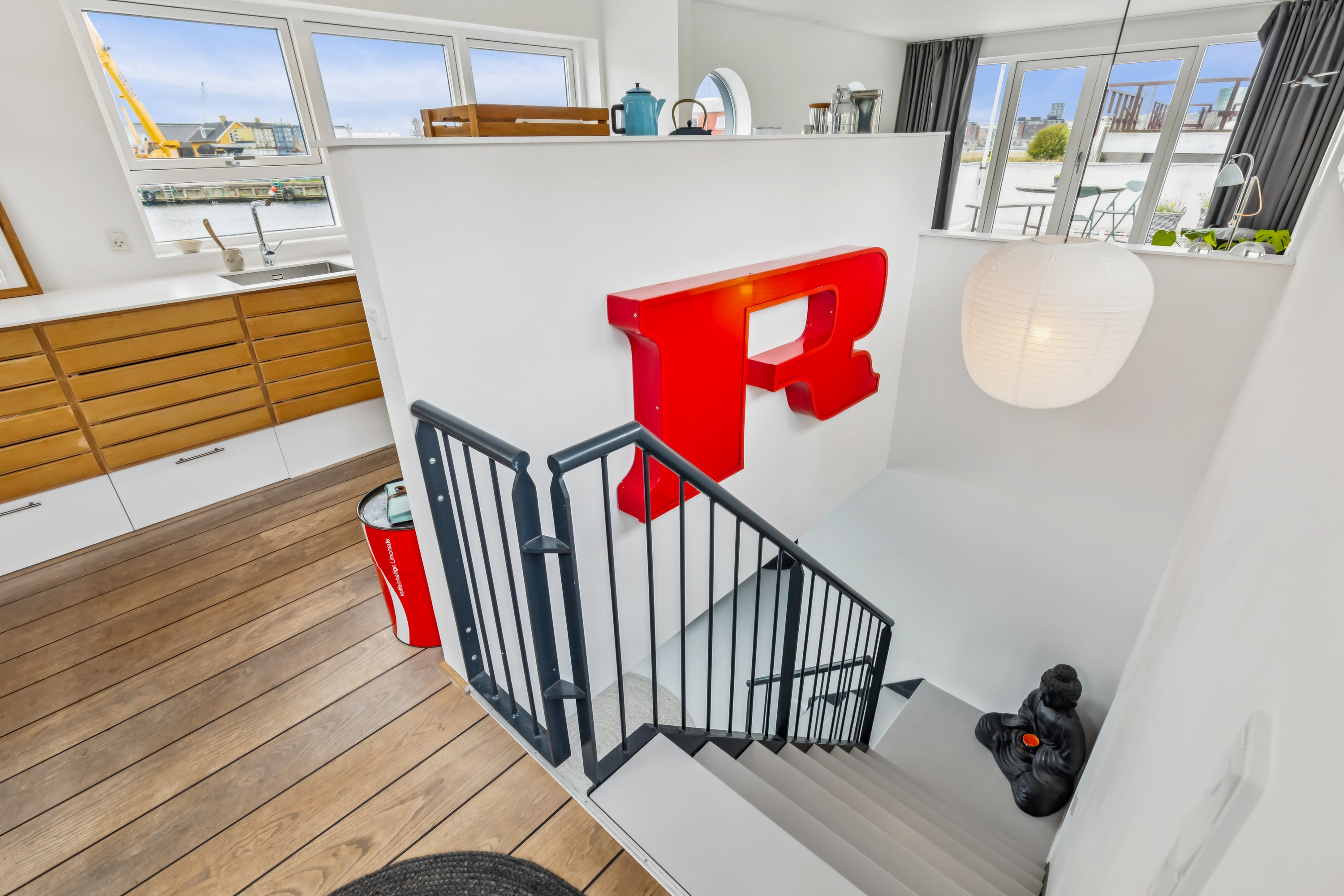 Fremhævet  billede i fuldskærmstilstand. Billede af William Wains Gade 23 (Husbåd), 1432 København K