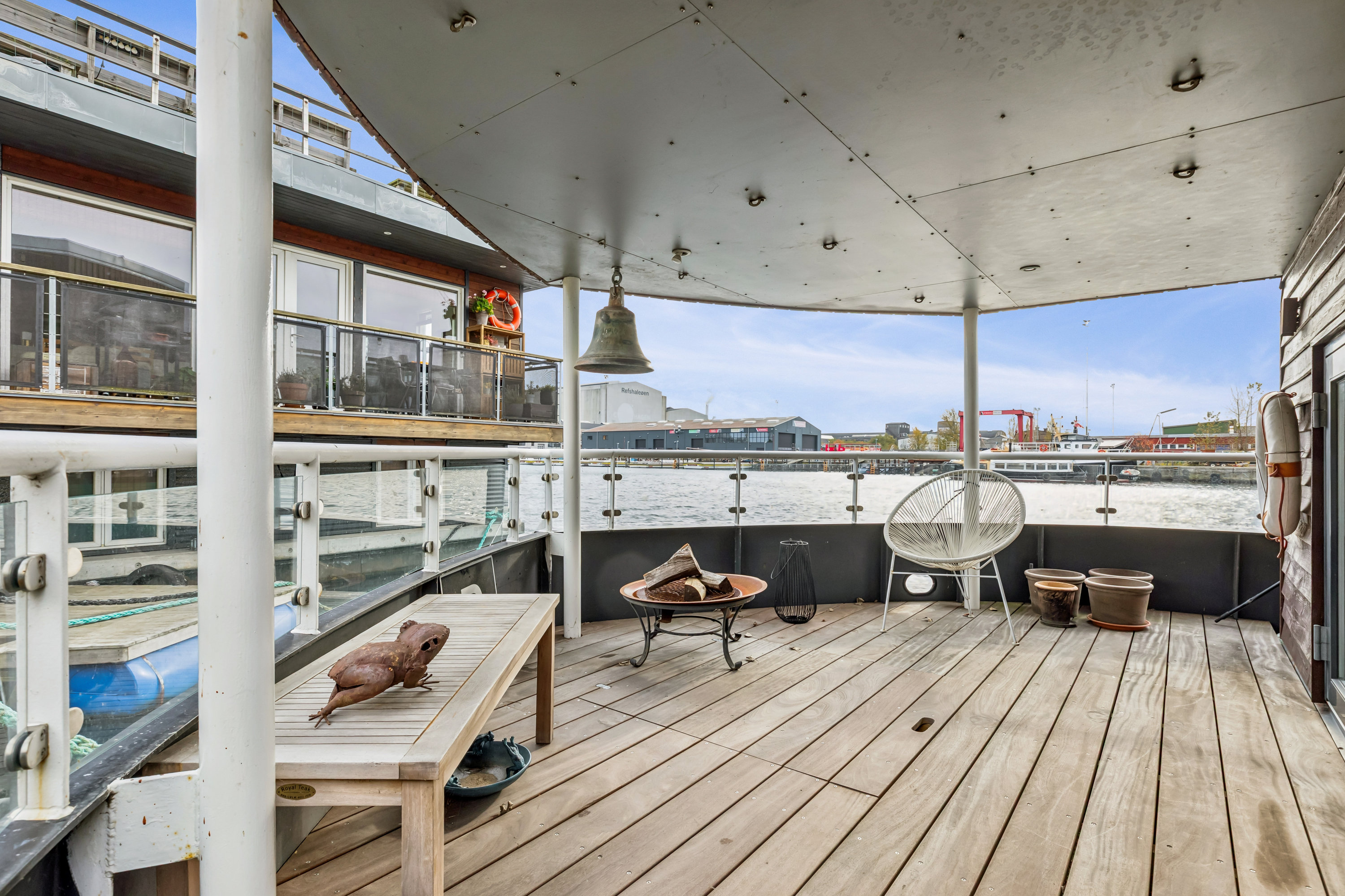 Fremhævet  billede i fuldskærmstilstand. Billede af William Wains Gade 23 (Husbåd), 1432 København K