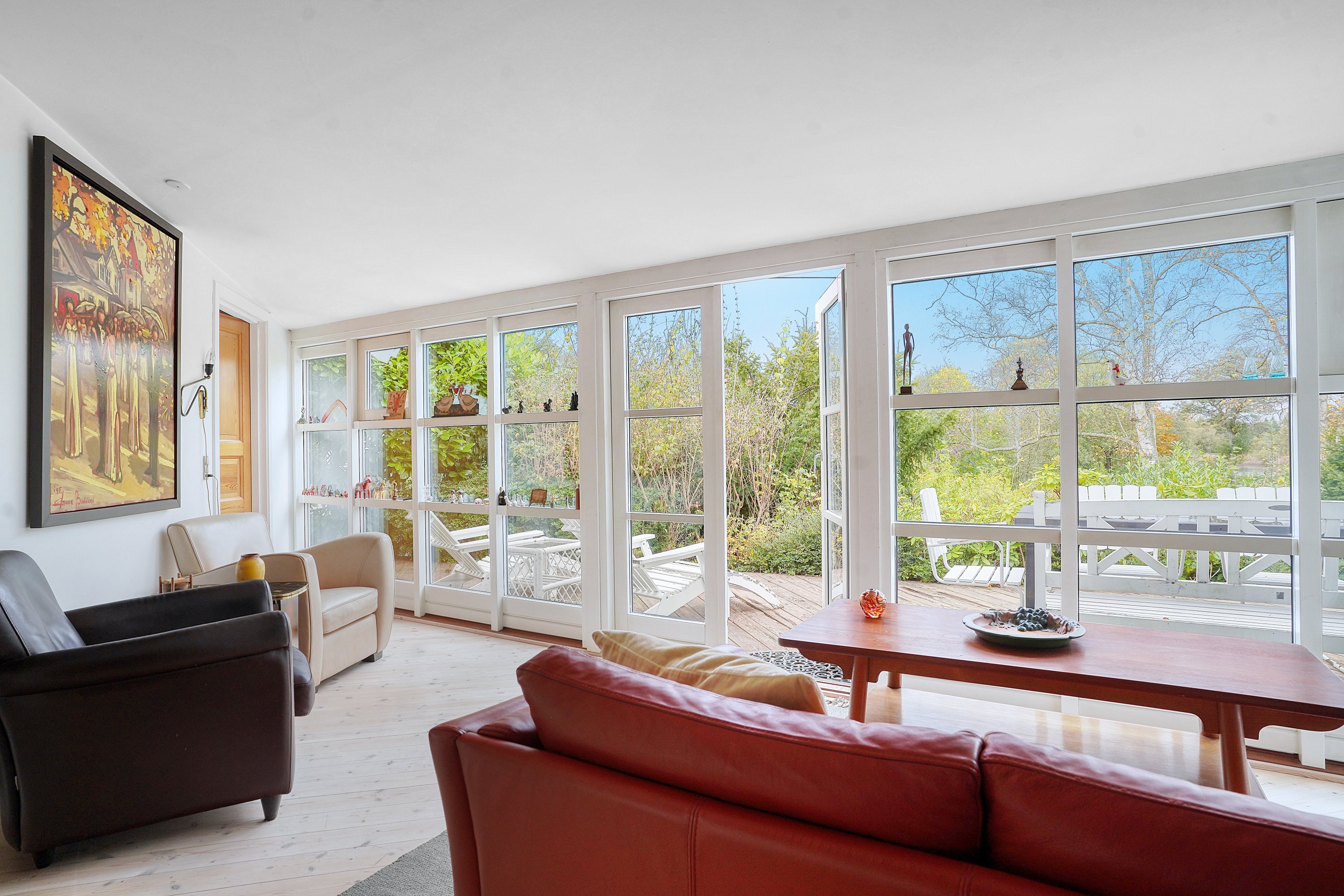 Fremhævet stue billede i fuldskærmstilstand. Billede af Løvvænget 37, 3100 Hornbæk