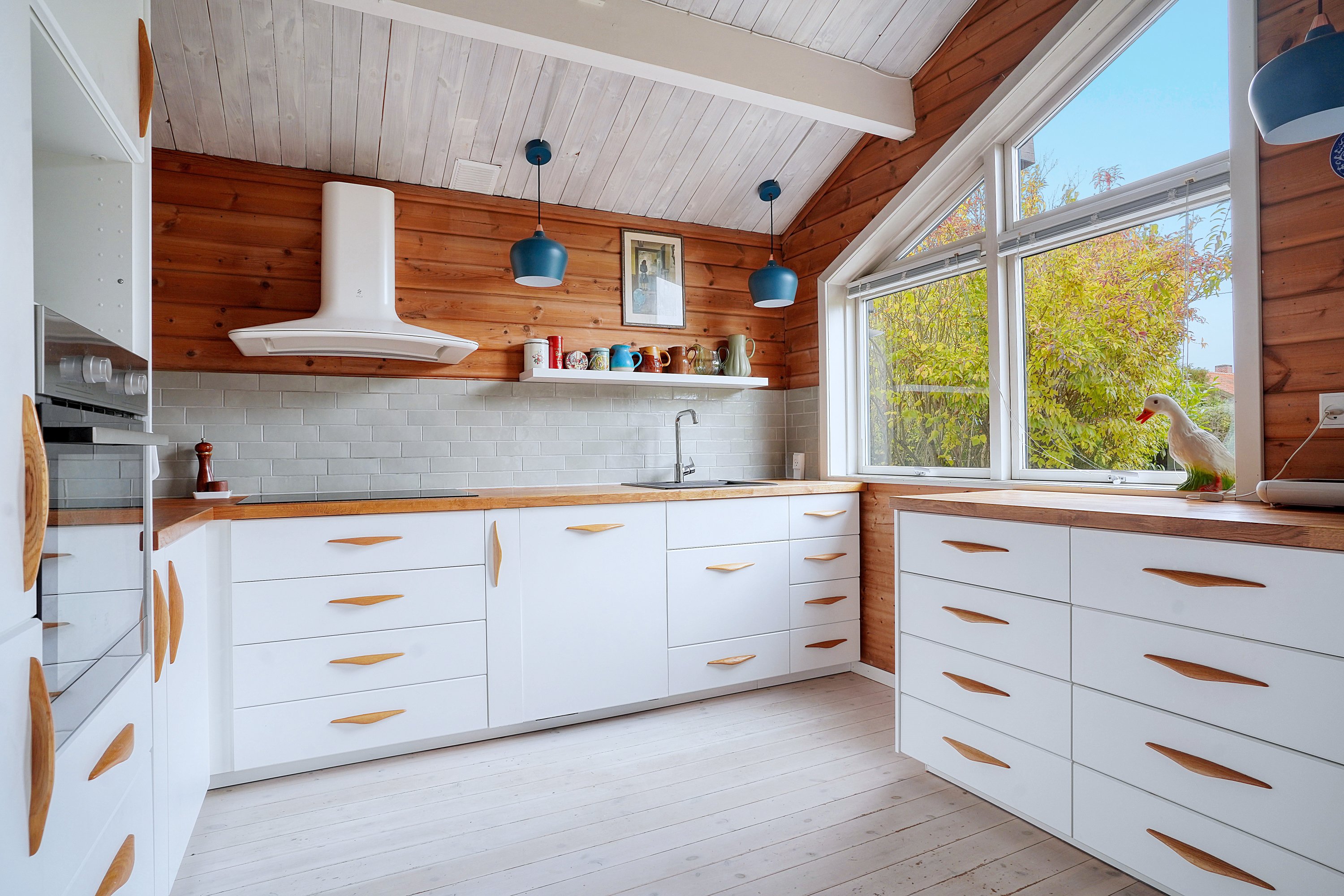 Fremhævet køkken billede i fuldskærmstilstand. Billede af Løvvænget 37, 3100 Hornbæk