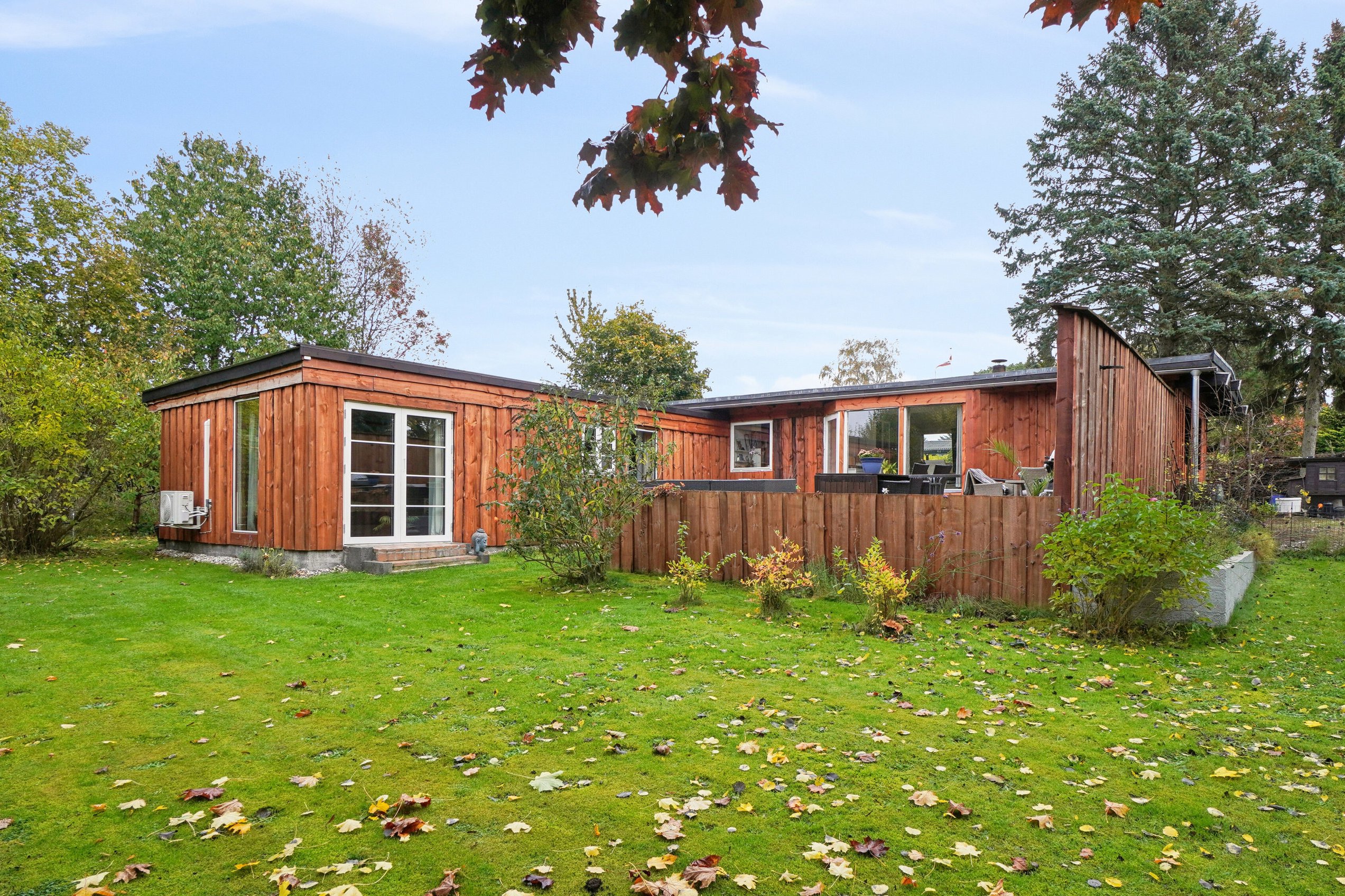 Fremhævet set fra haven billede i fuldskærmstilstand. Billede af Maxivej 65, Store Havelse Strand, 3310 Ølsted