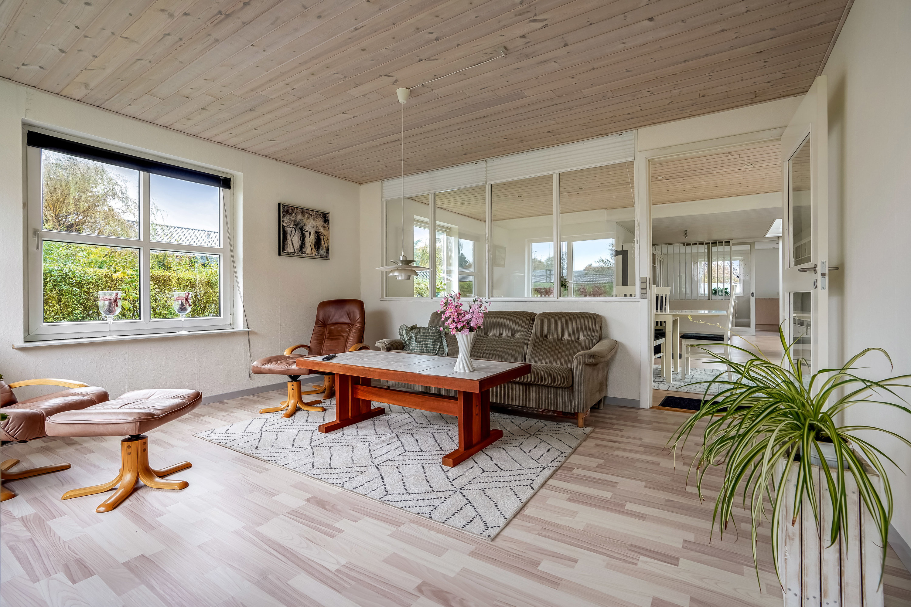 Fremhævet stue billede i fuldskærmstilstand. Billede af Bondebjergvej 4, Grædstrup, 8740 Brædstrup