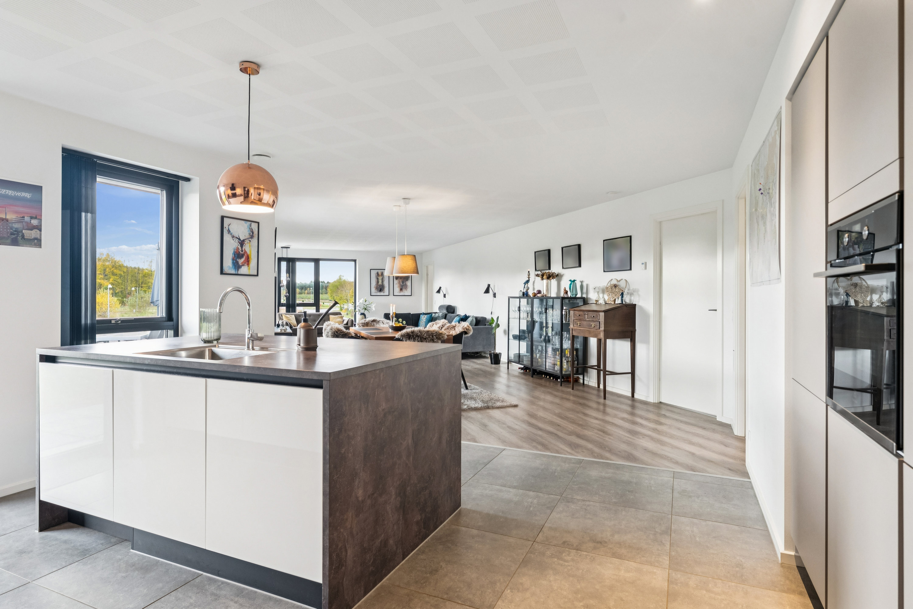 Fremhævet køkken billede i fuldskærmstilstand. Billede af Muldvarpekrogen 28, 8850 Bjerringbro