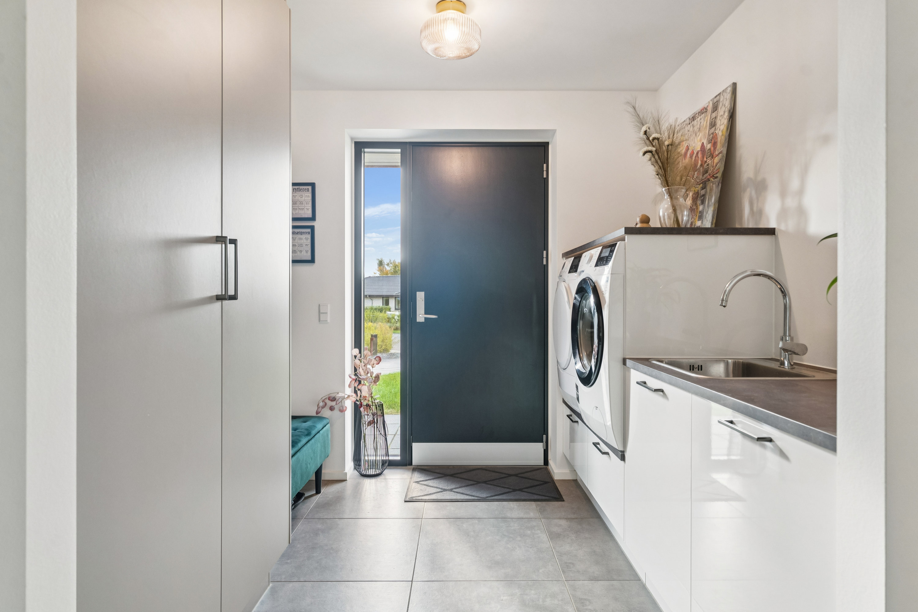 Fremhævet entré billede i fuldskærmstilstand. Billede af Muldvarpekrogen 28, 8850 Bjerringbro