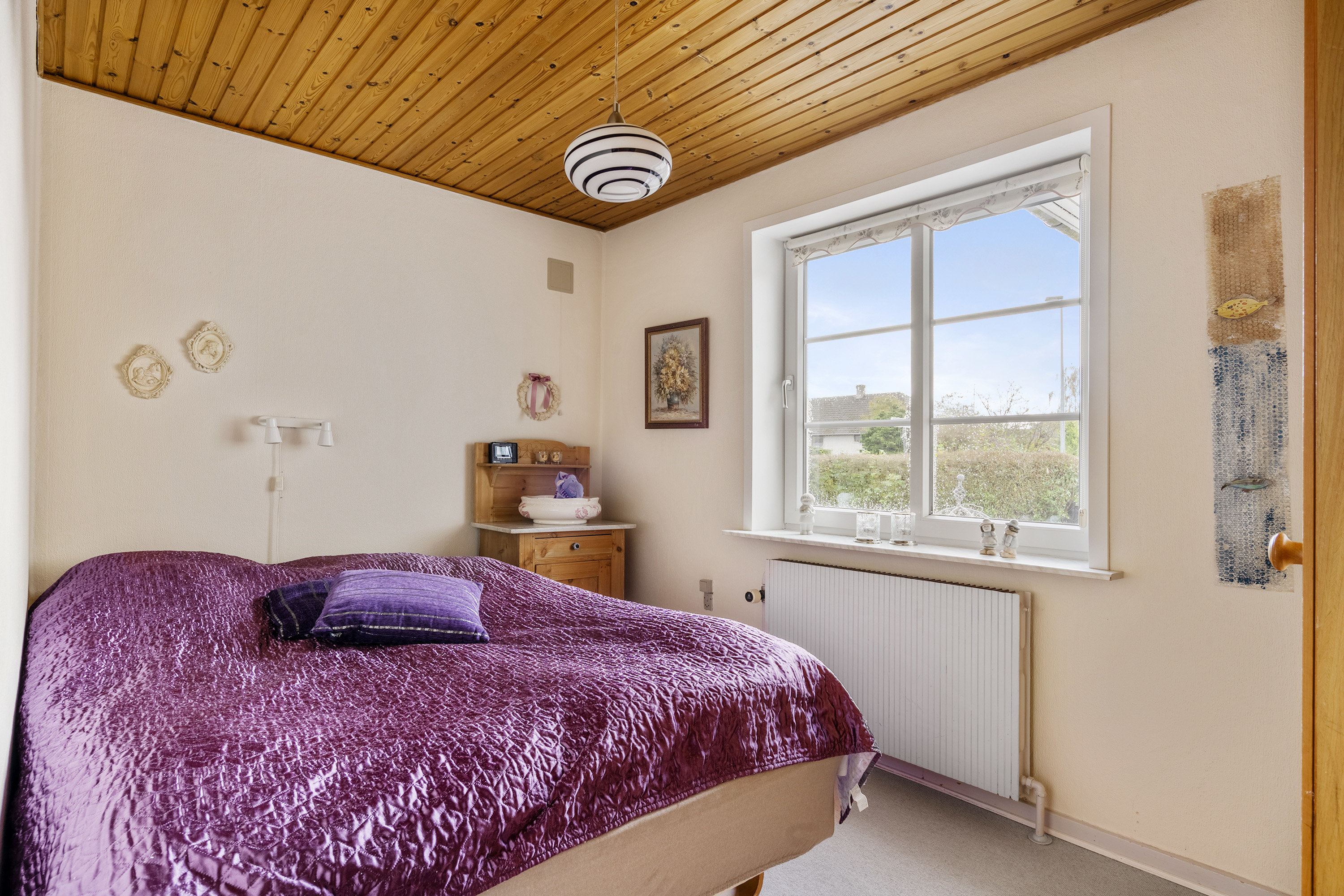 Fremhævet soveværelse billede i fuldskærmstilstand. Billede af Karlsgårdevej 4, Sig, 6800 Varde