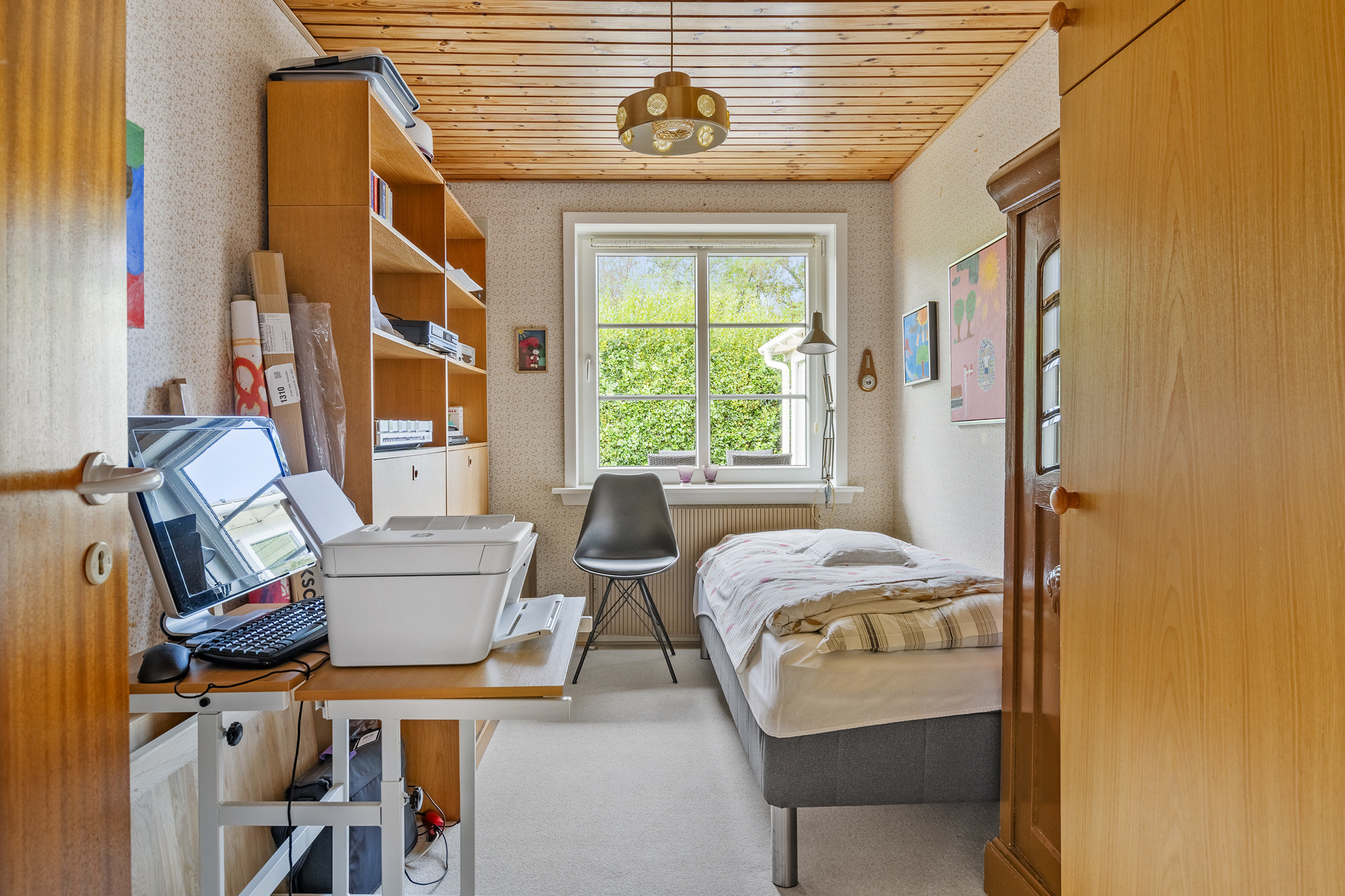 Fremhævet soveværelse billede i fuldskærmstilstand. Billede af Karlsgårdevej 4, Sig, 6800 Varde