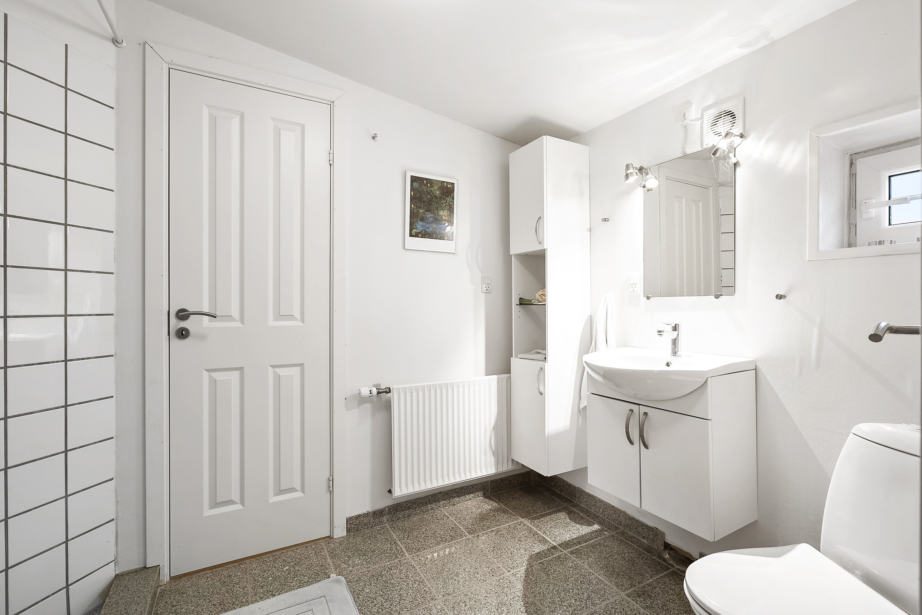 Fremhævet badeværelse billede i fuldskærmstilstand. Billede af Sønderballevej 31, Genner Str, 6230 Rødekro