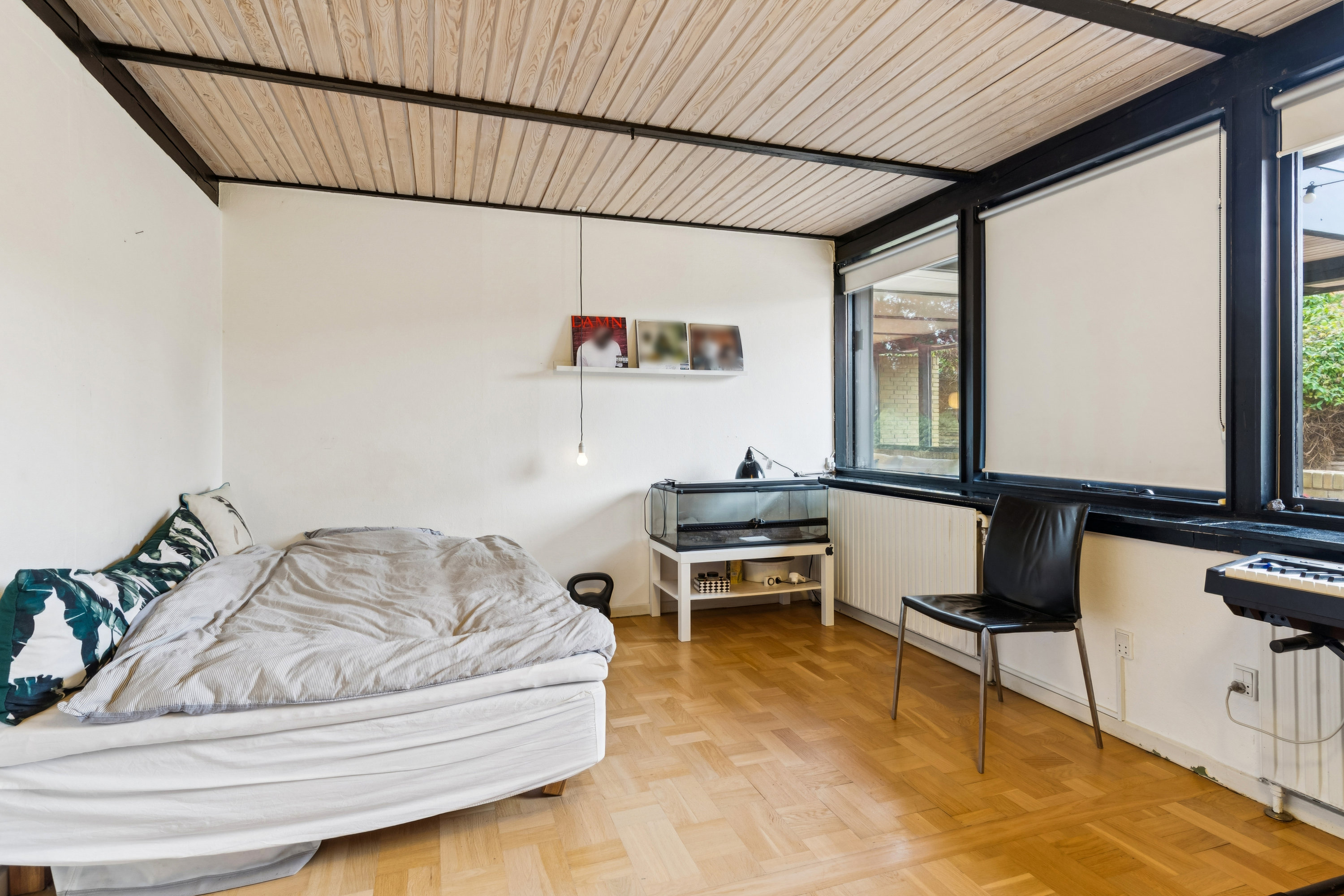 Fremhævet værelse billede i fuldskærmstilstand. Billede af Rolighedsvej 13A, Hareskov, 3500 Værløse