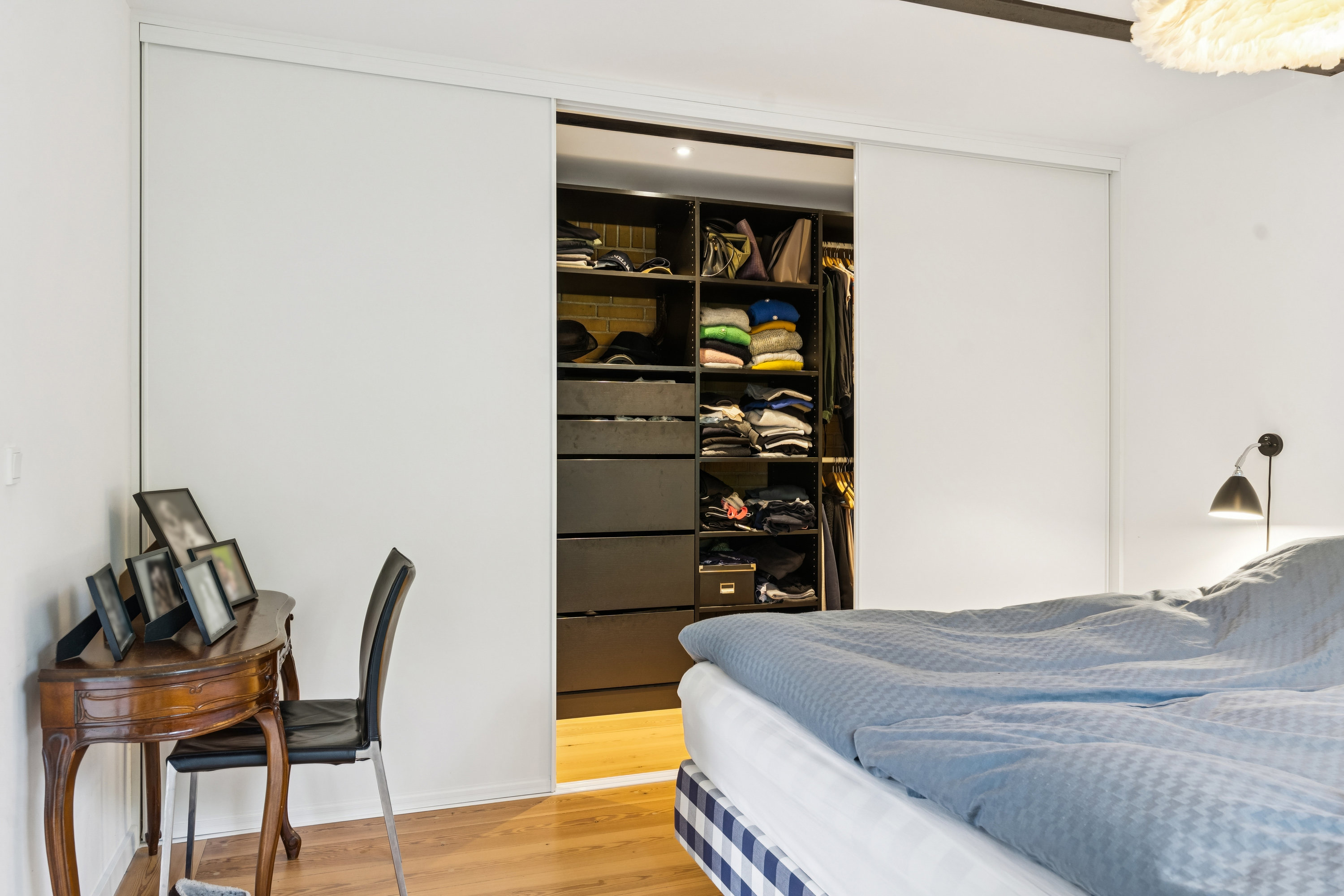 Fremhævet værelse billede i fuldskærmstilstand. Billede af Rolighedsvej 13A, Hareskov, 3500 Værløse