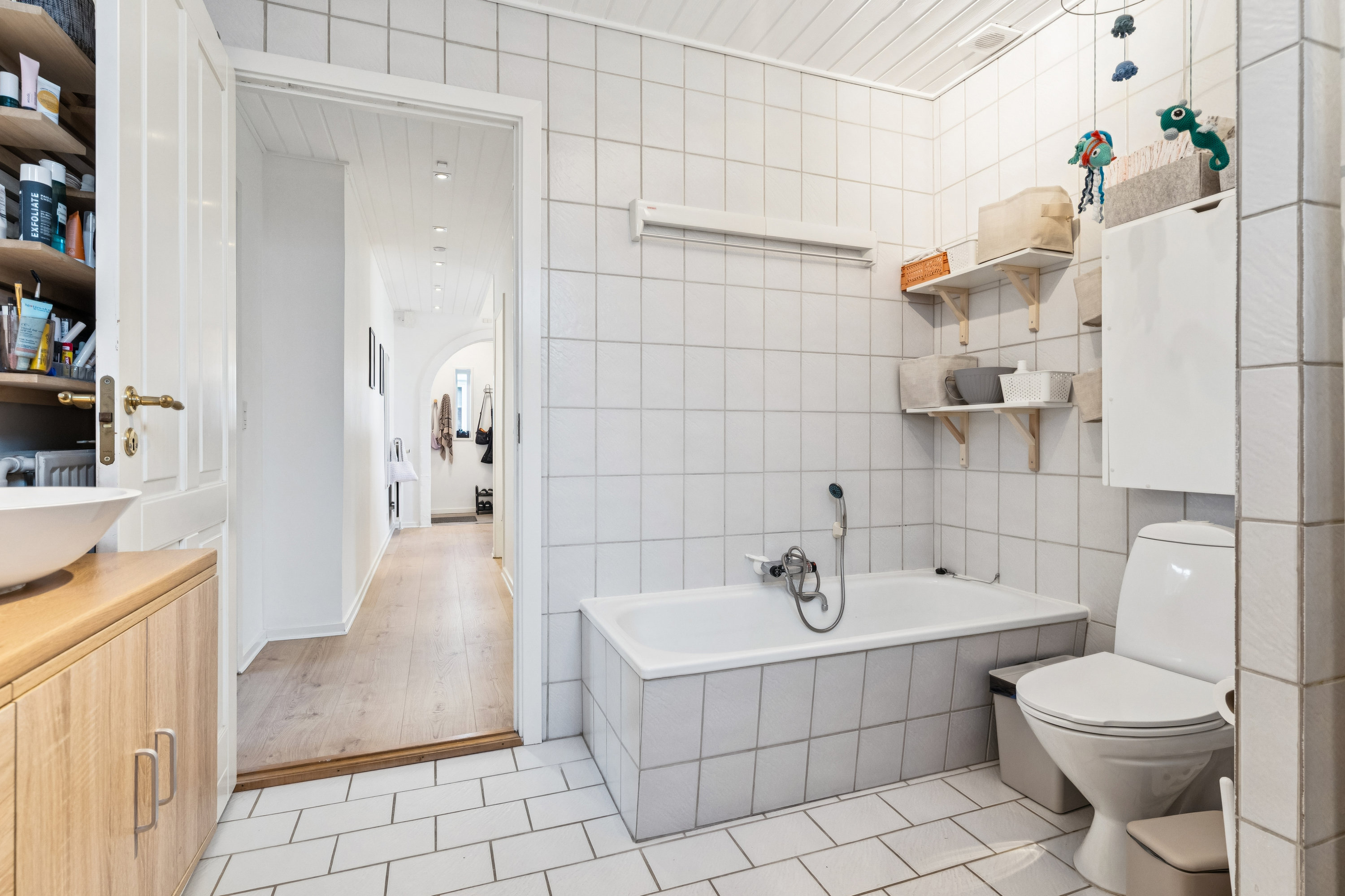 Fremhævet badeværelse billede i fuldskærmstilstand. Billede af Christiansborgvej 13, 8930 Randers NØ