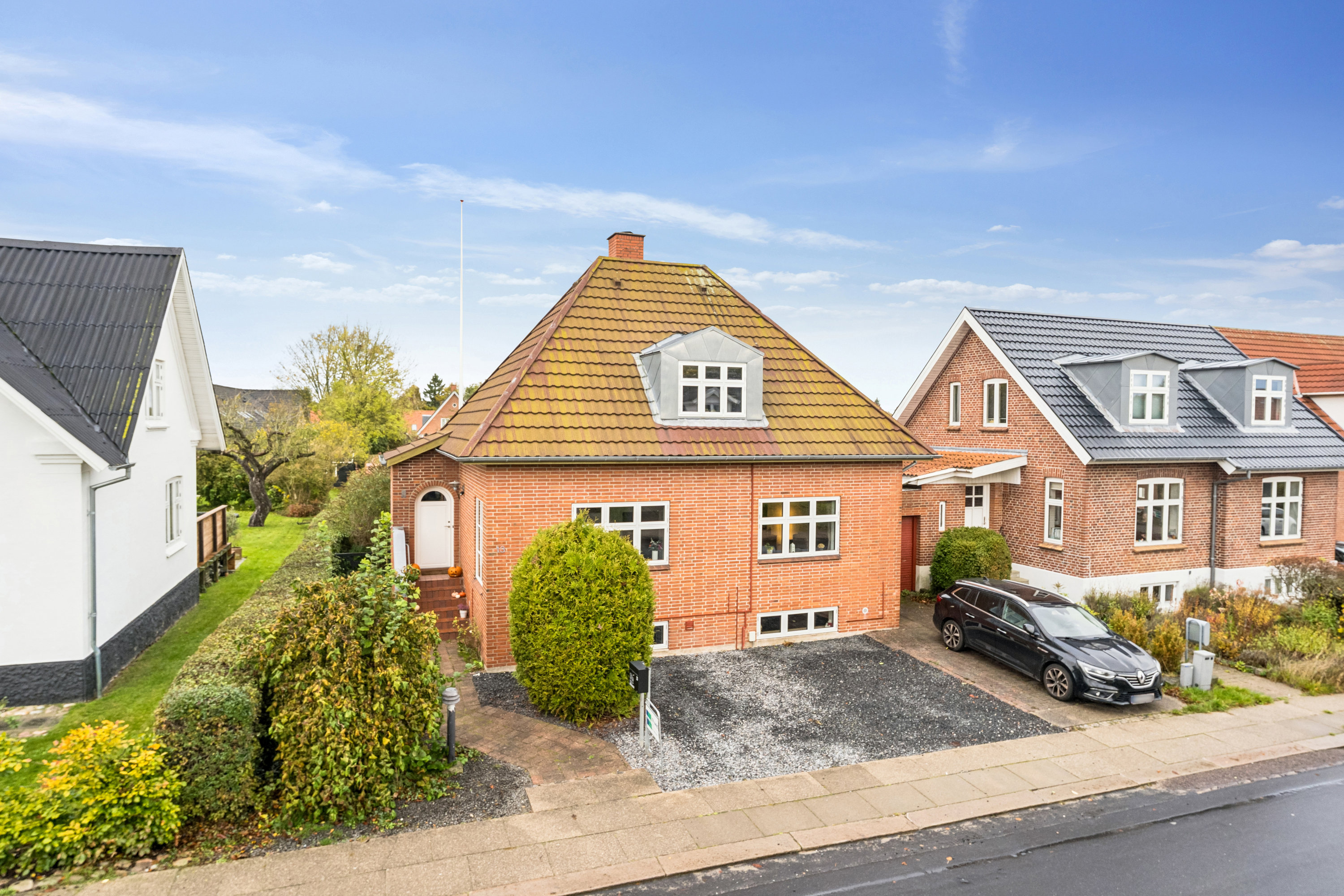 Fremhævet andet billede i fuldskærmstilstand. Billede af Christiansborgvej 13, 8930 Randers NØ