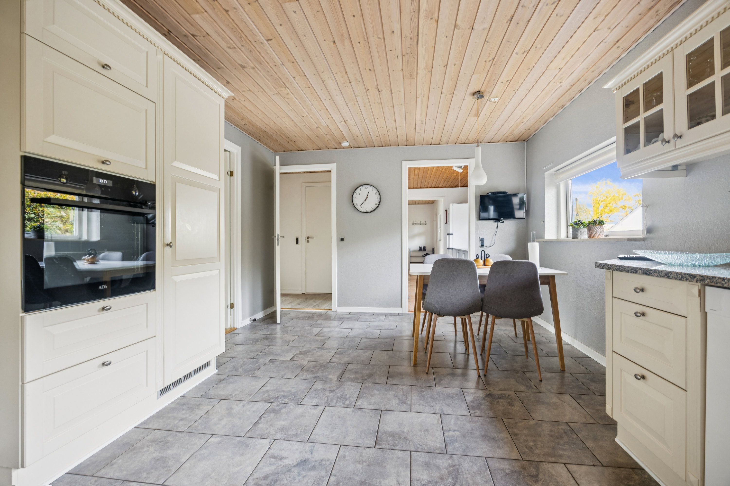 Fremhævet køkken billede i fuldskærmstilstand. Billede af Valmuevej 6, 9500 Hobro