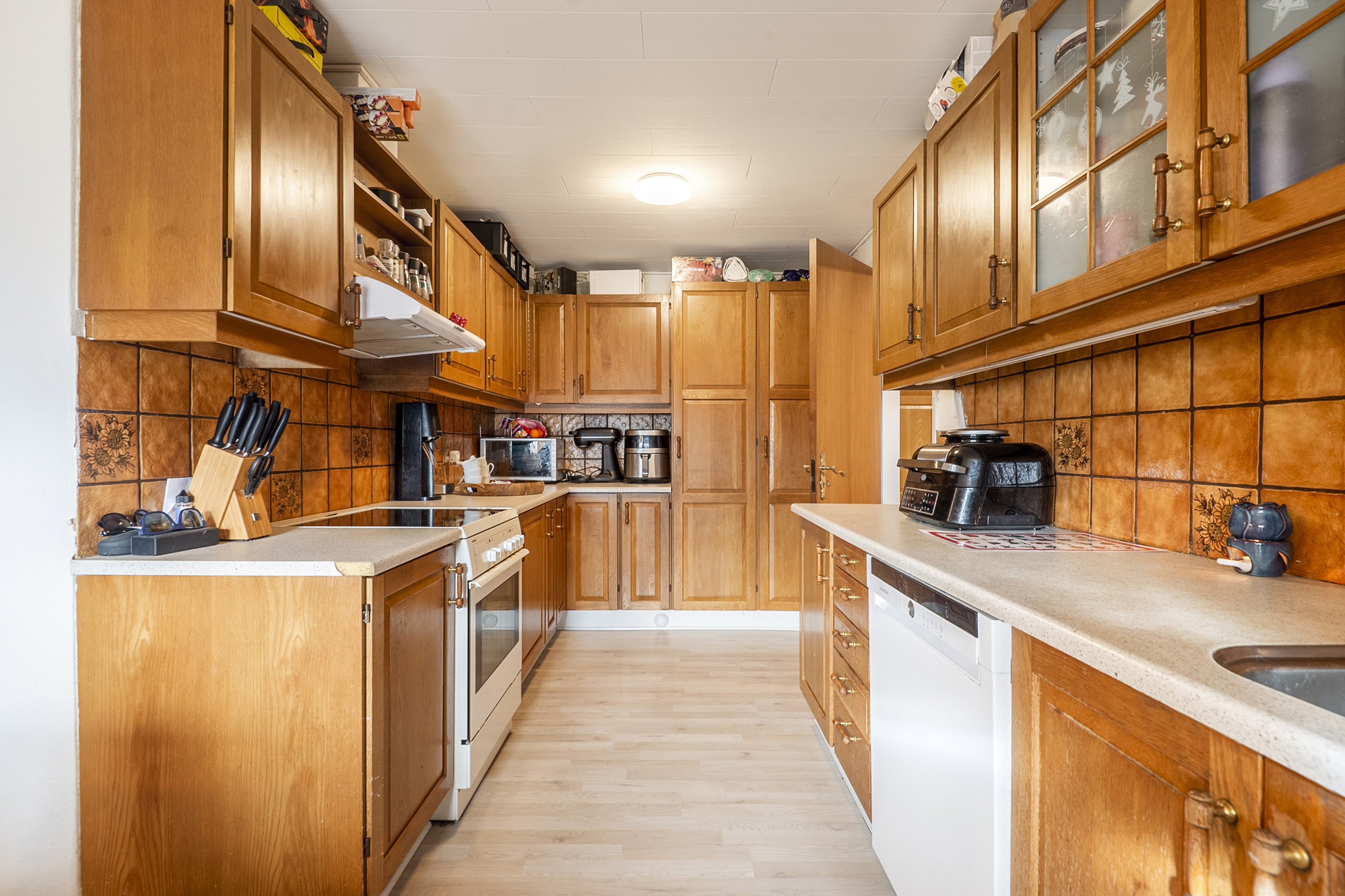 Miniaturebillede 1: køkken. Billede af Ellebakken 5, 6800 Varde