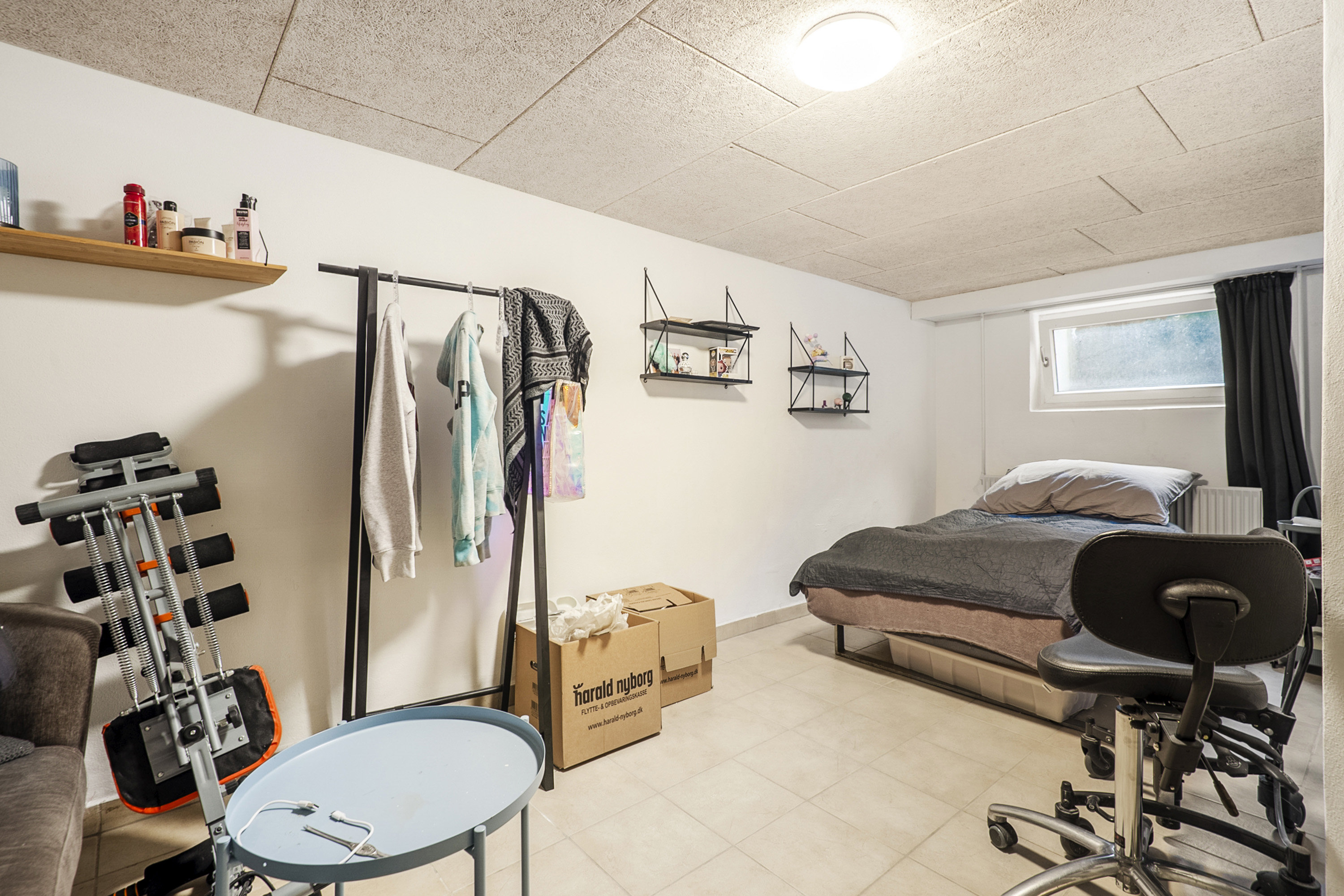 Fremhævet soveværelse billede i fuldskærmstilstand. Billede af Ellebakken 5, 6800 Varde