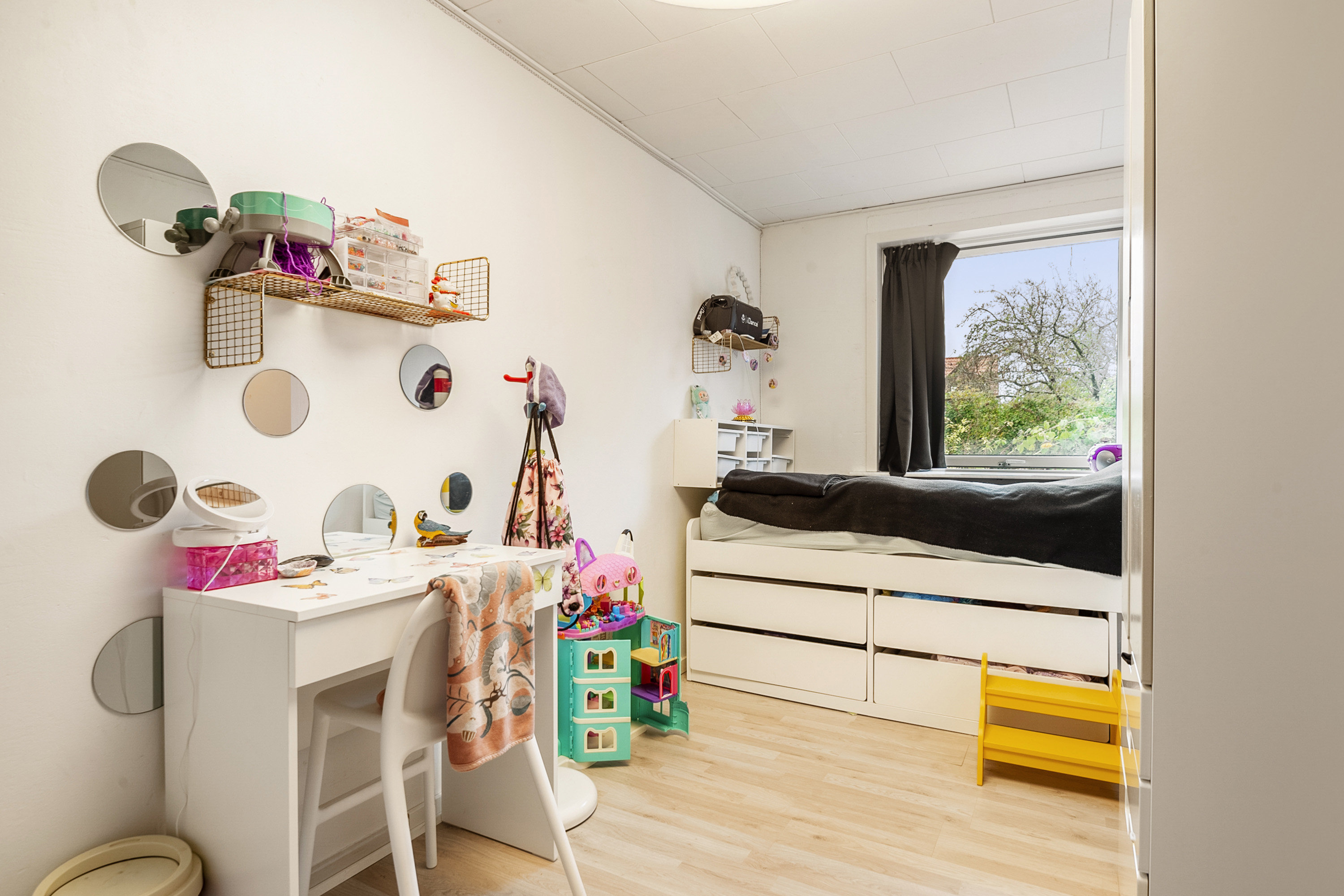 Fremhævet soveværelse billede i fuldskærmstilstand. Billede af Ellebakken 5, 6800 Varde