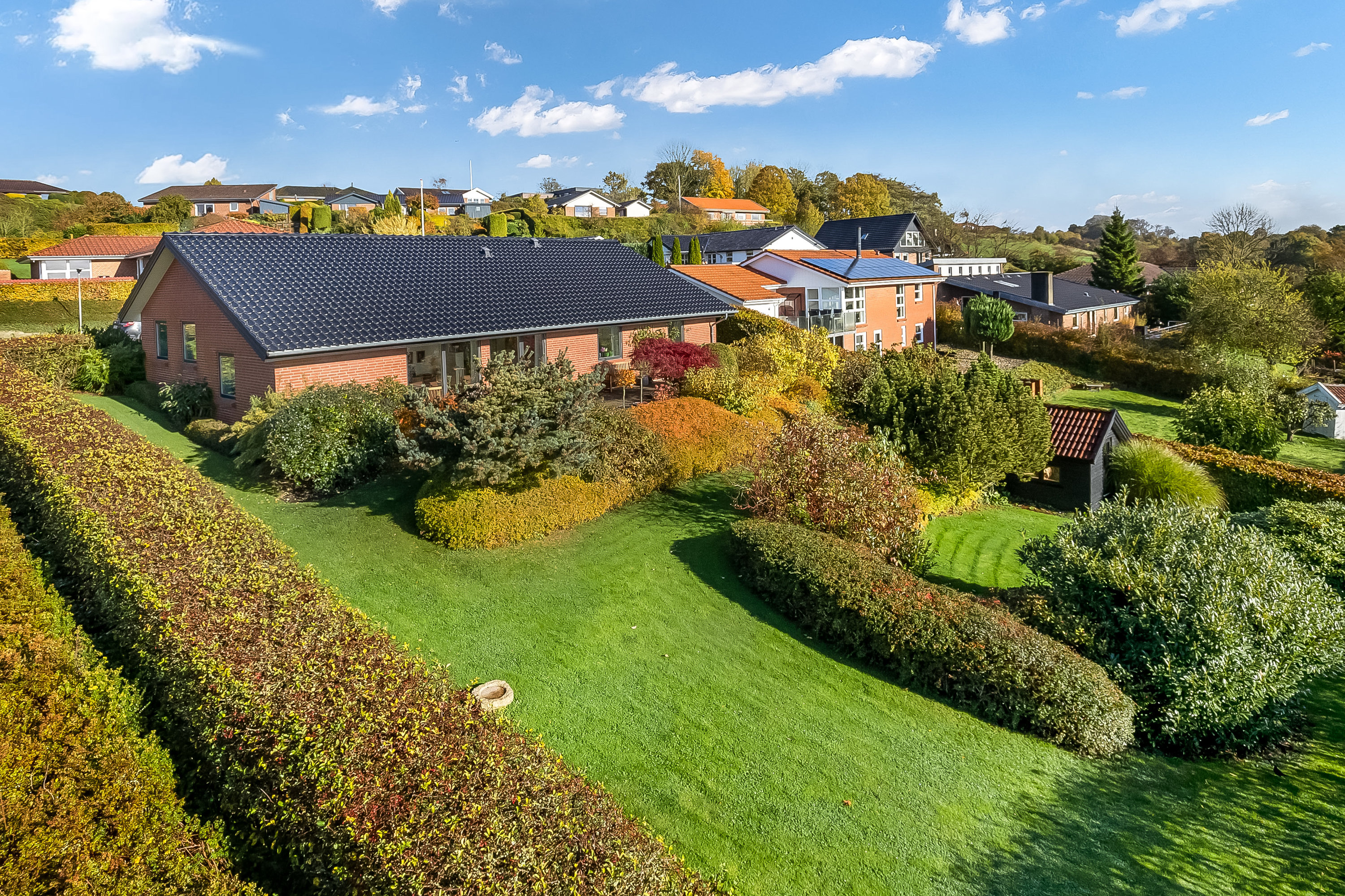 Fremhævet mastefoto billede i fuldskærmstilstand. Billede af Brennerpasset 77, Harte, 6000 Kolding