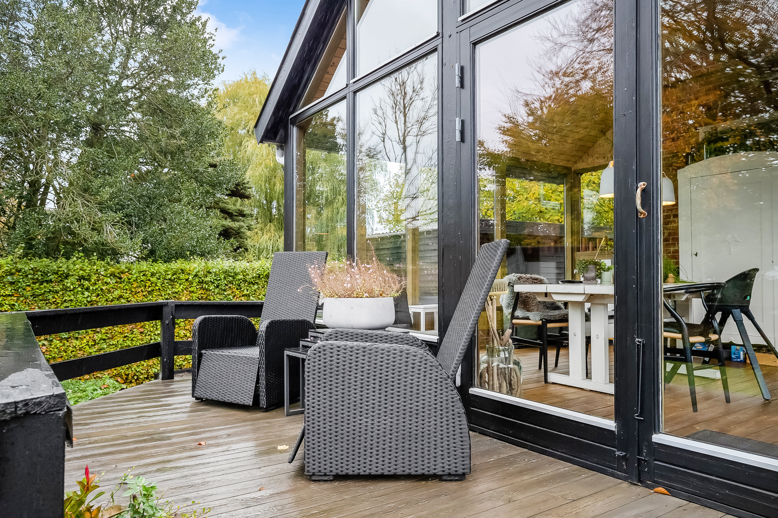 Fremhævet terrasse billede i fuldskærmstilstand. Billede af Jernbanegade 15, 6640 Lunderskov