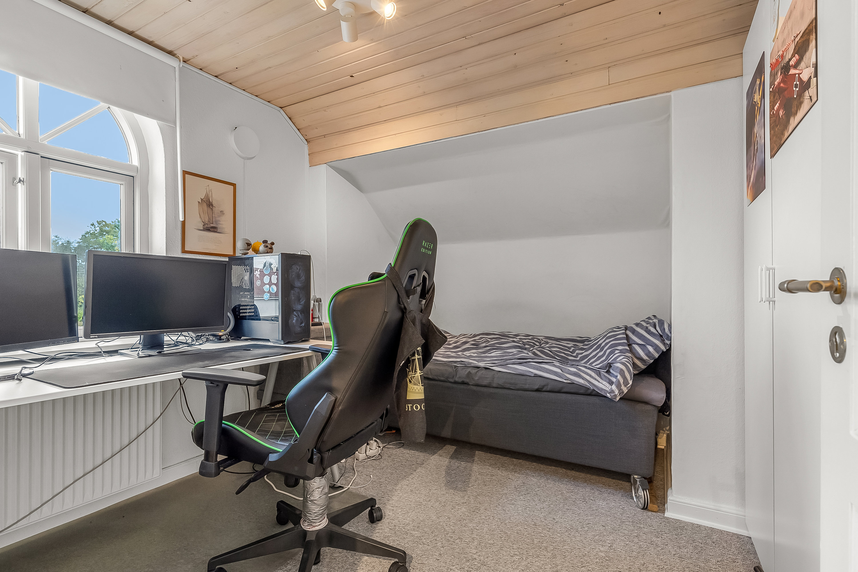 Fremhævet værelse billede i fuldskærmstilstand. Billede af Jernbanegade 15, 6640 Lunderskov